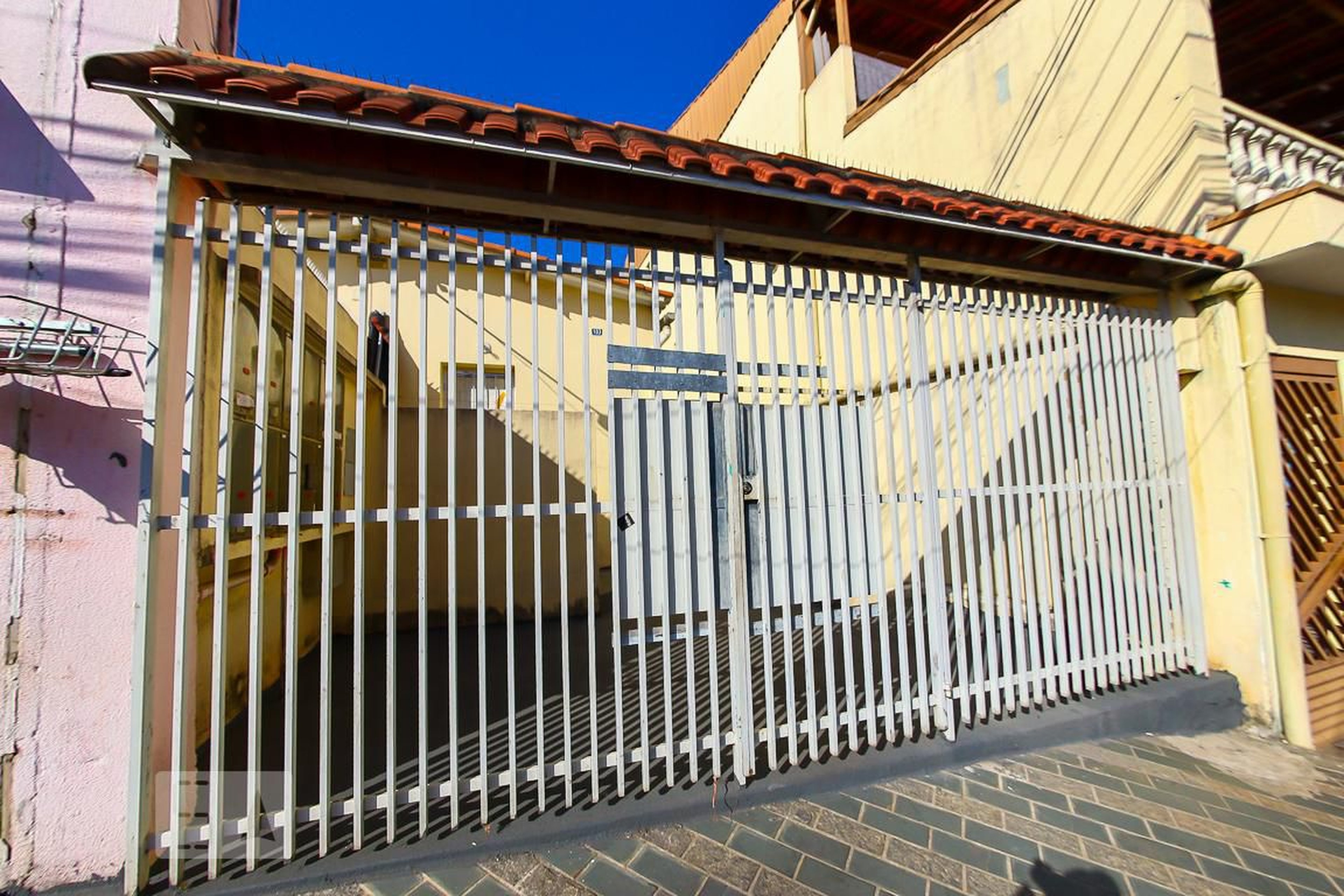 Fachada Condomínio Casa Em Terreno Compartilhado