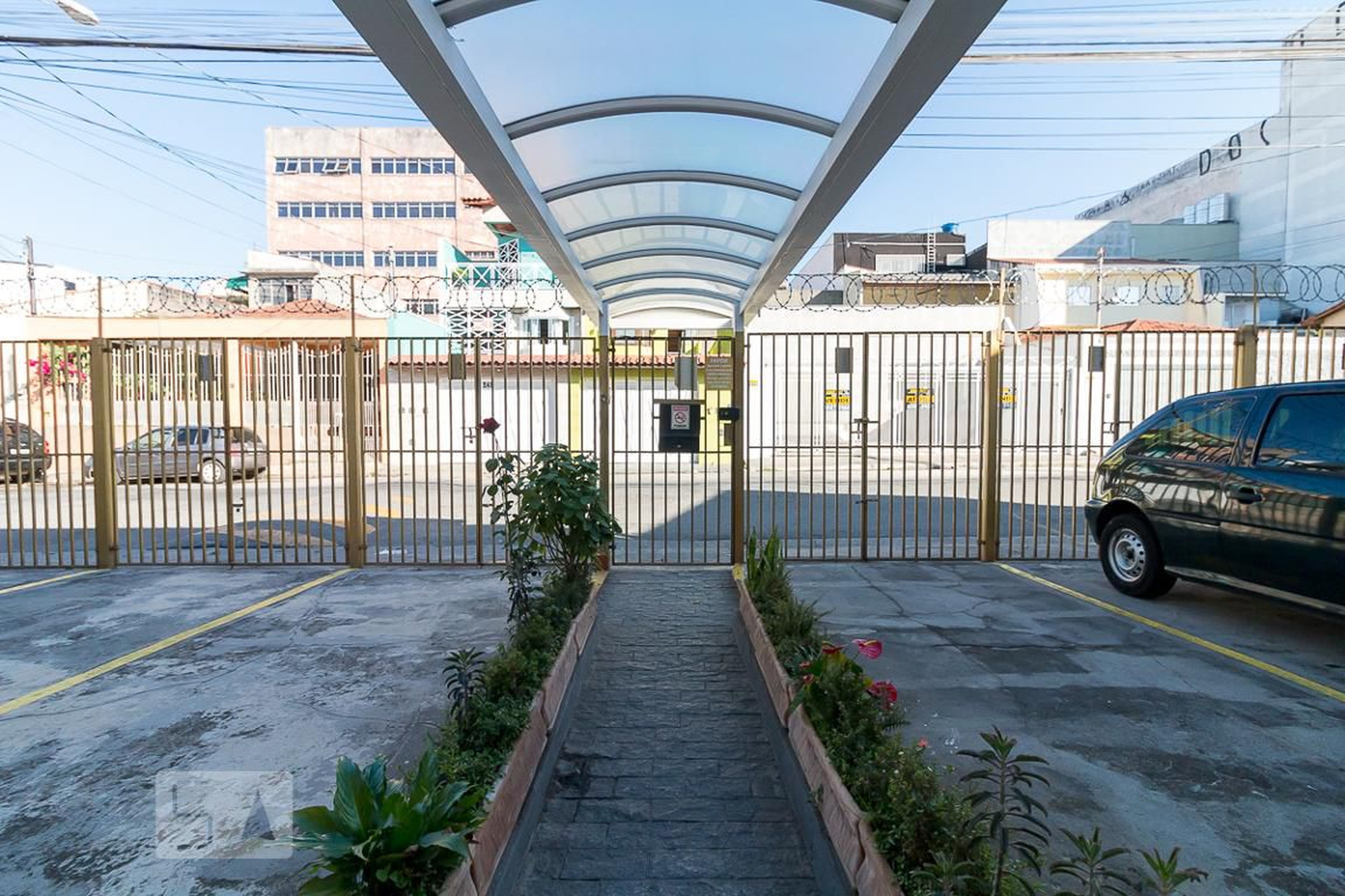 Entrada do prédio - Residencial Califórnia