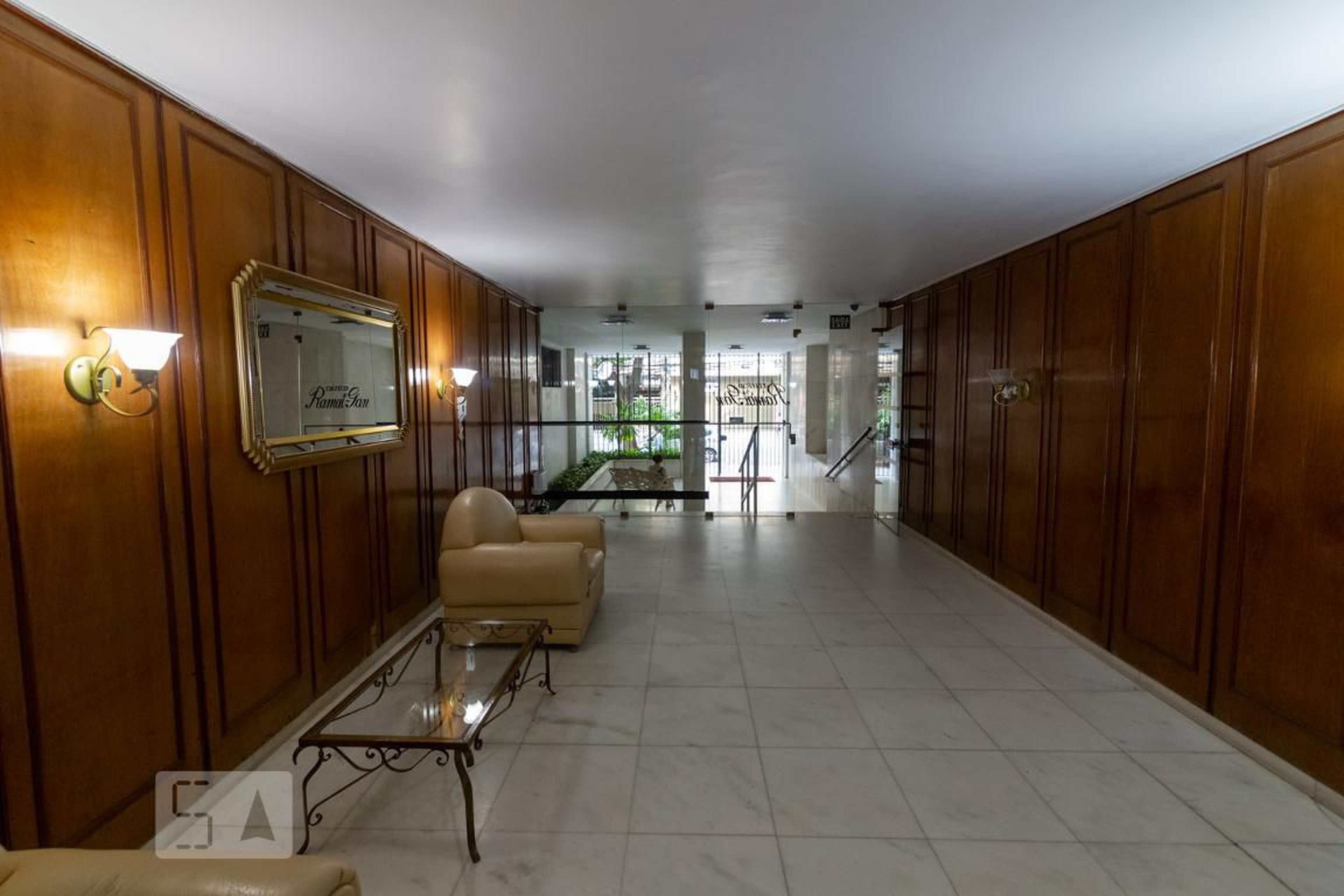 Hall - Edifício Ramat-Gan