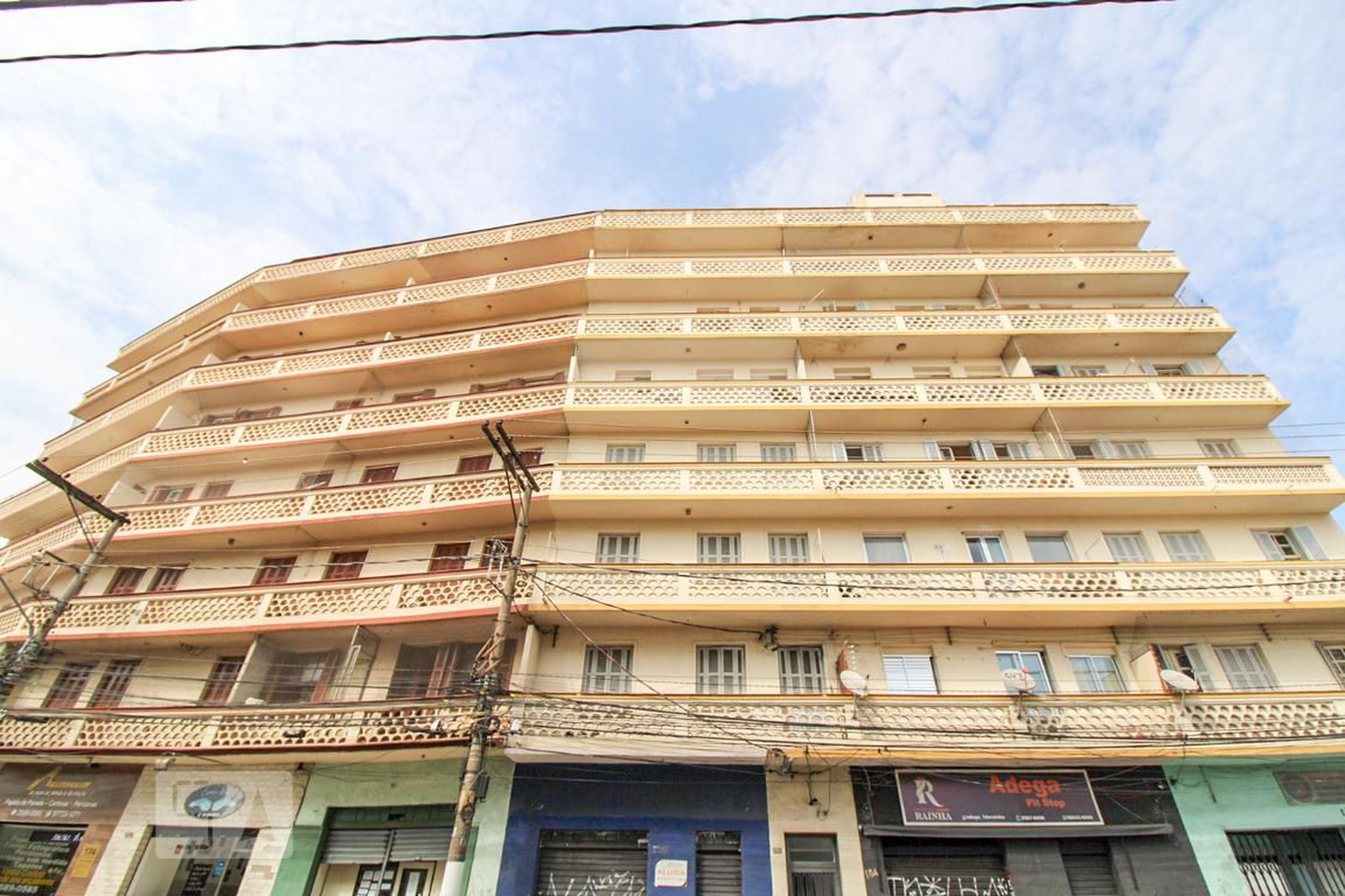 Fachada Condomínio em Avenida Guapira, 158