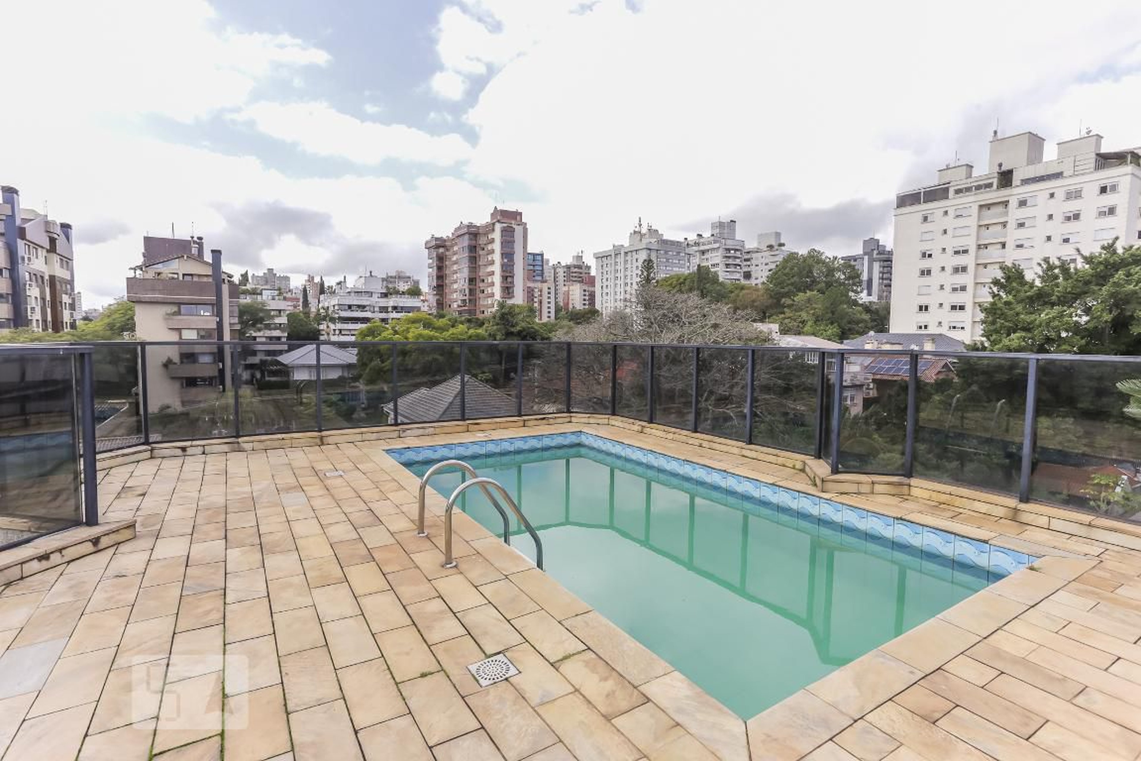 Piscina - Edifício Martel Oros