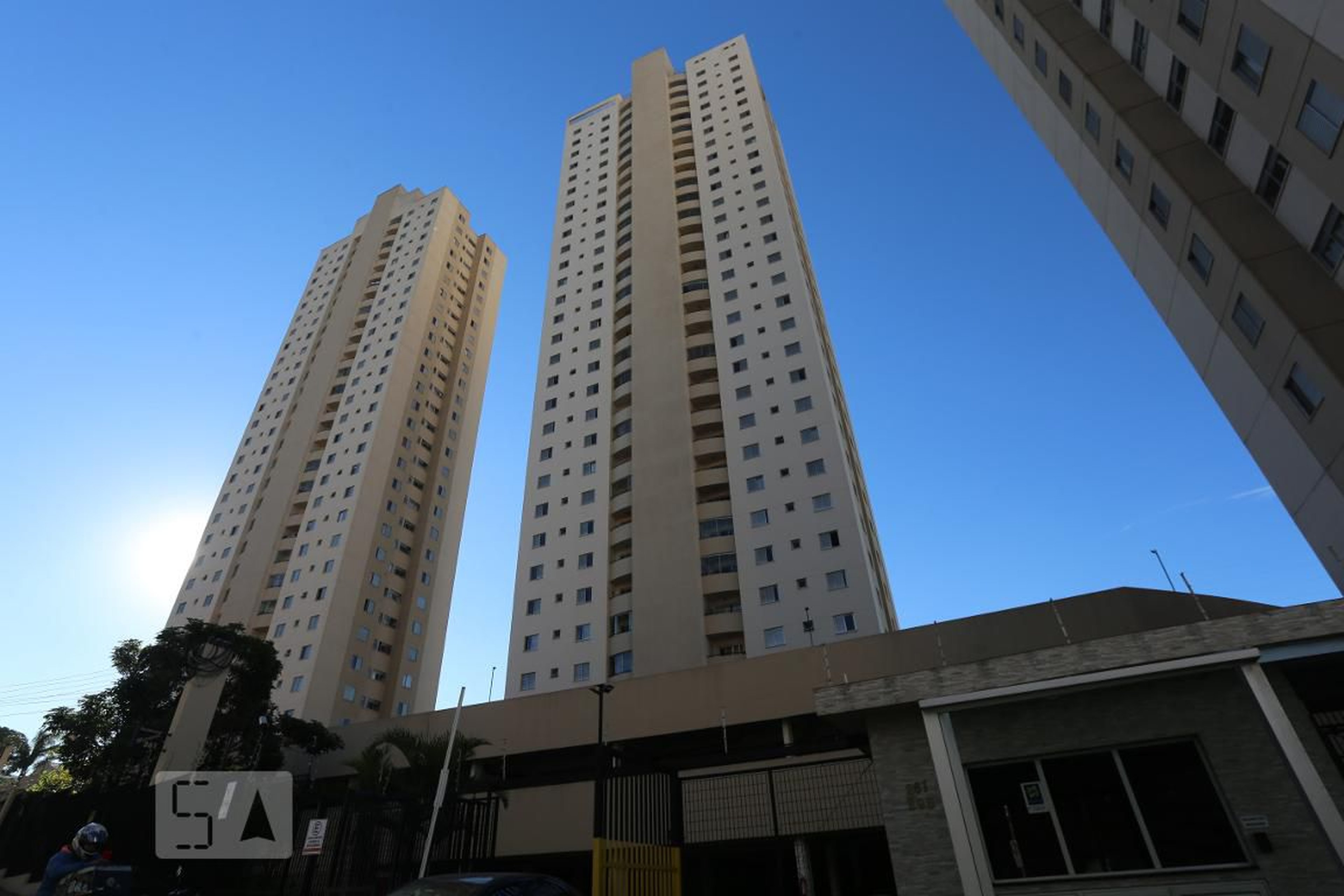 Fachada do Condomínio Residencial Metrópoles