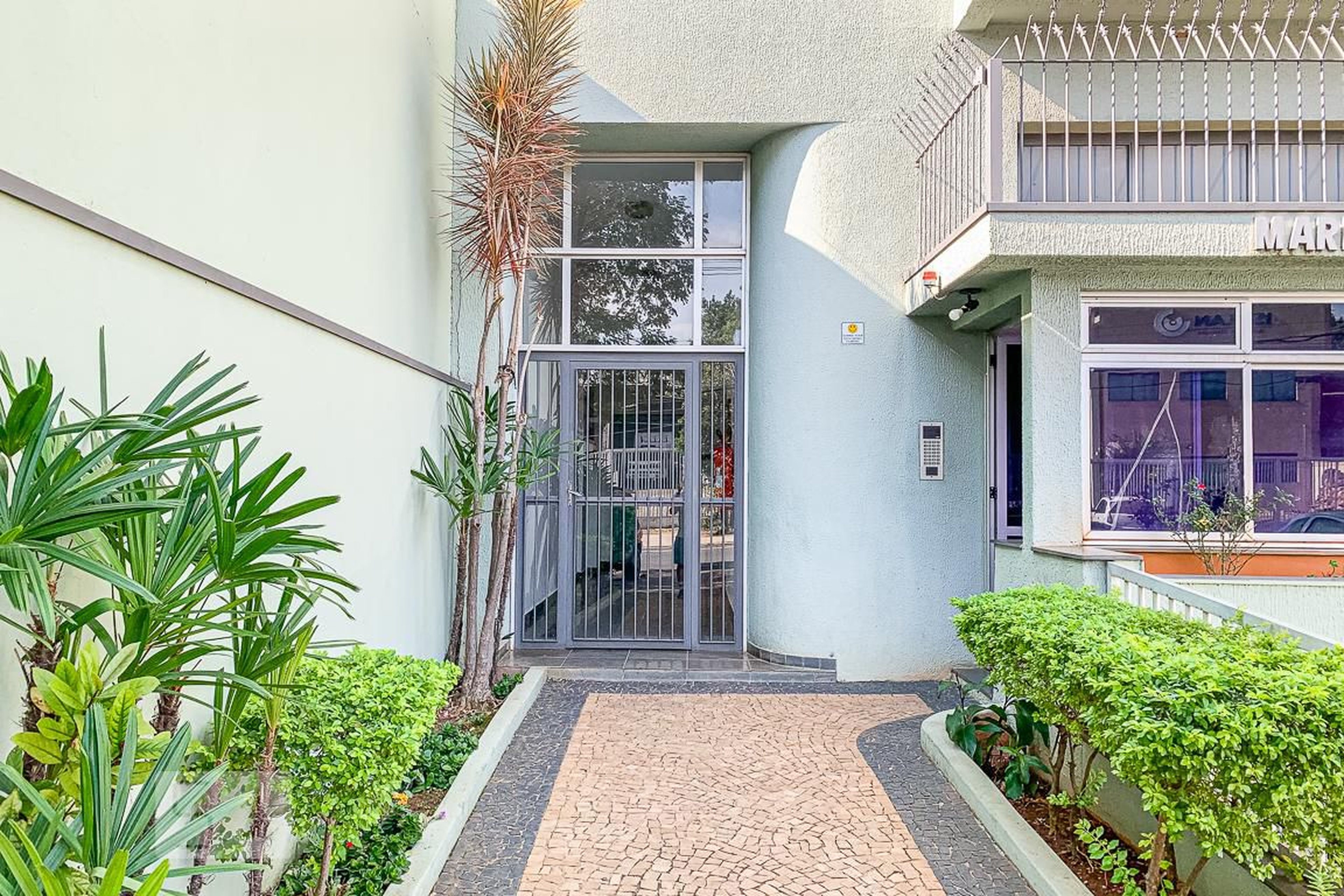 Entrada - Edifício Maria Helena