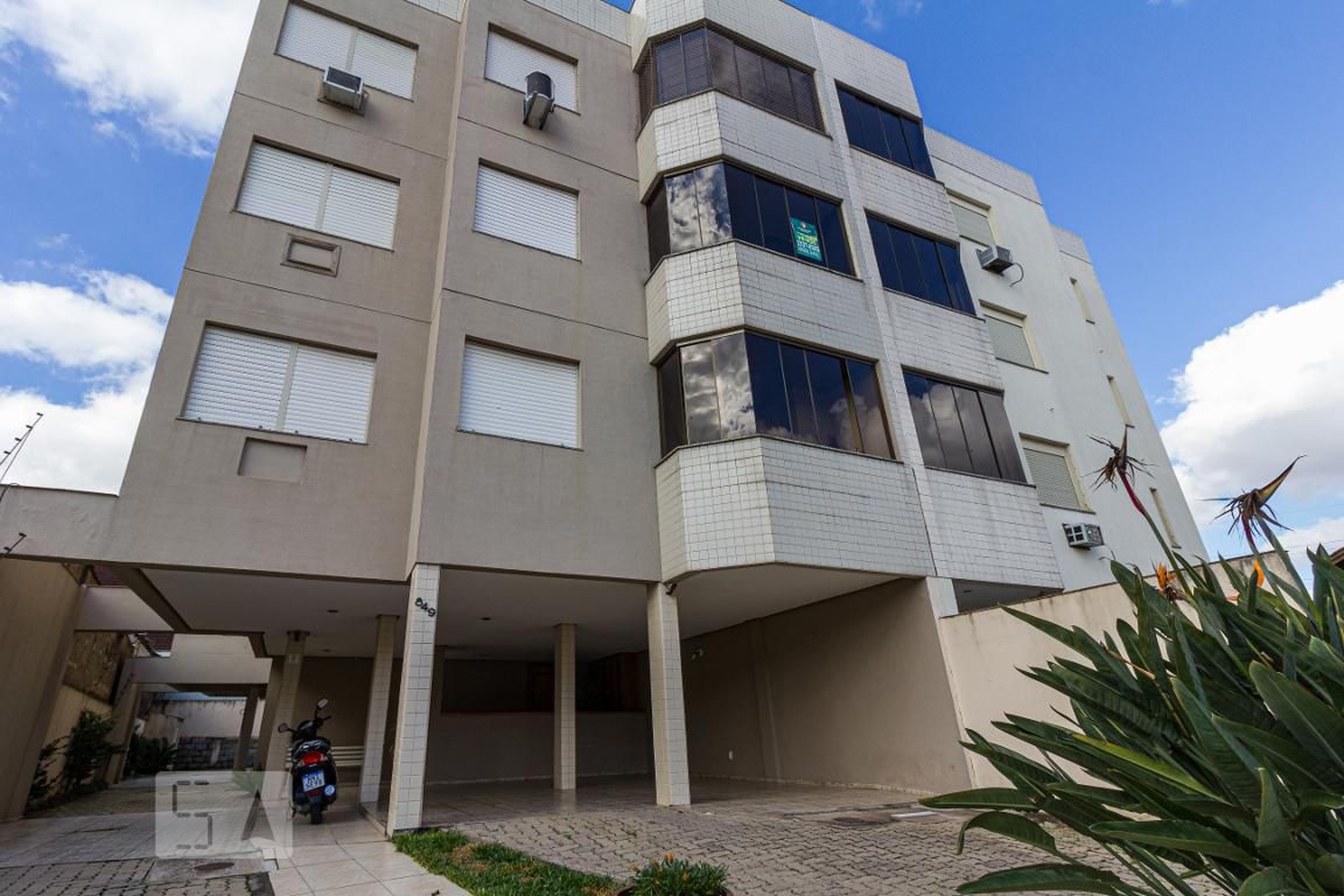 Fachada Edifício Mont Parnasse