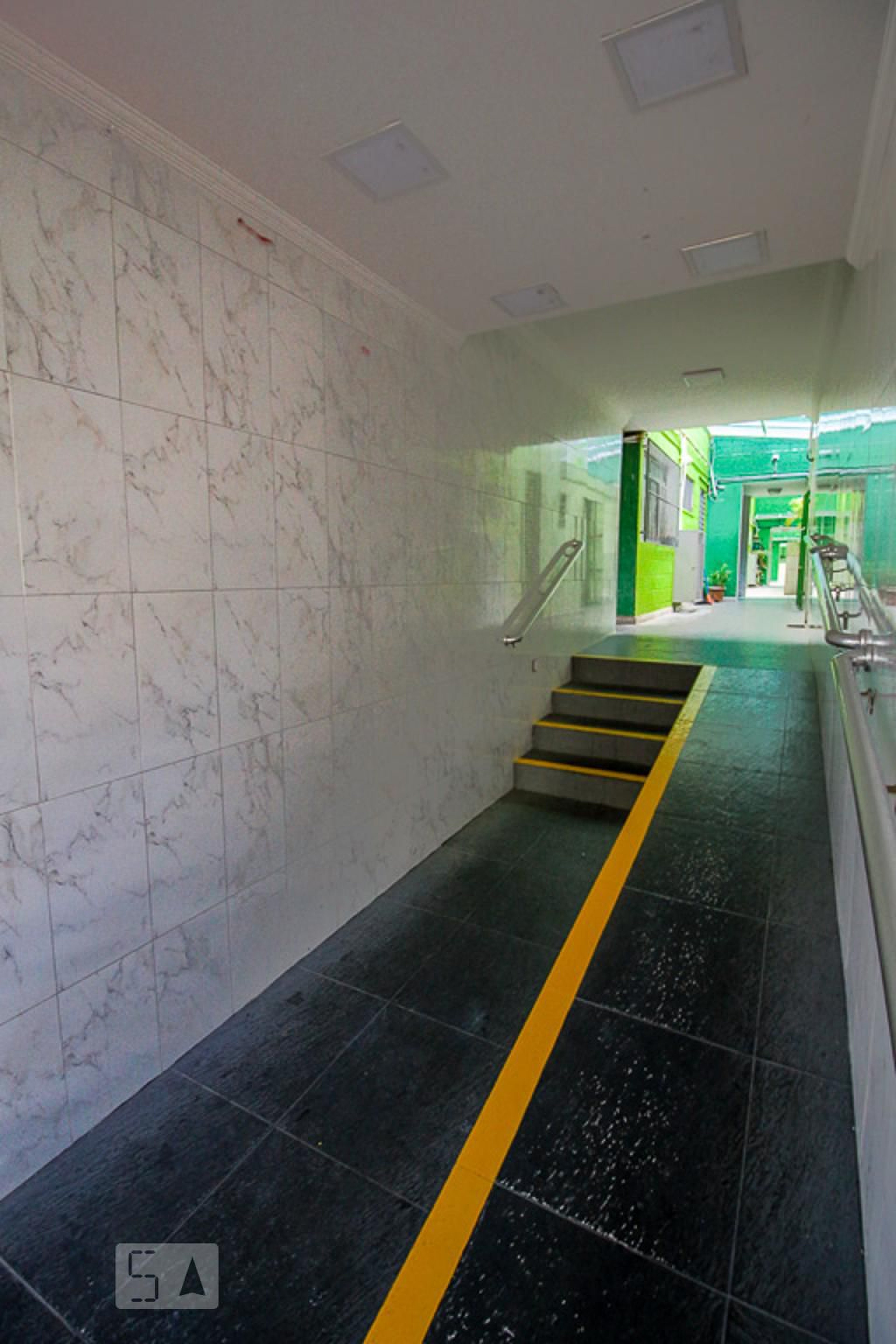 Hall de Entrada - Toranjas I