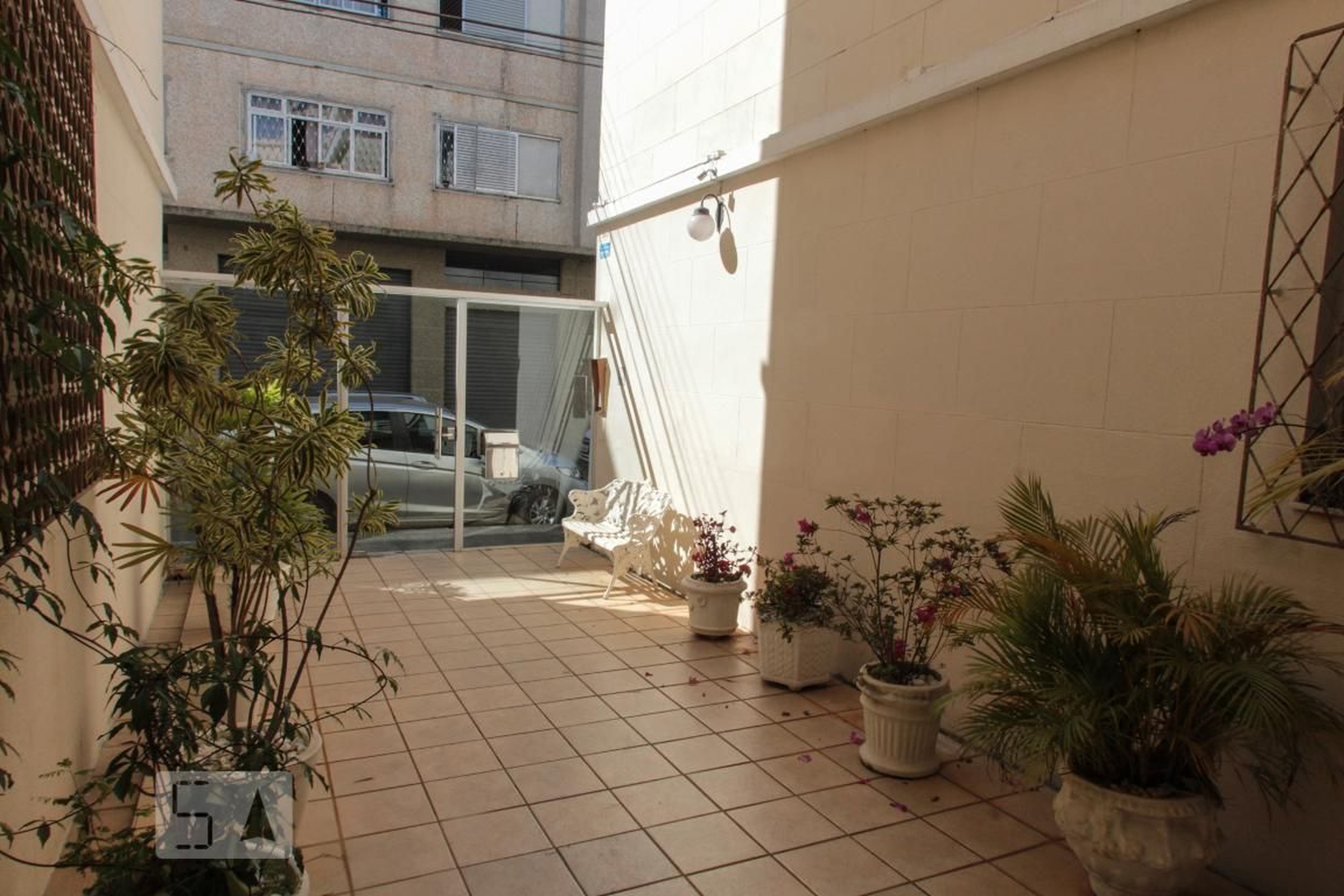 Entrada do Prédio - Edifício Magalhães Pinto