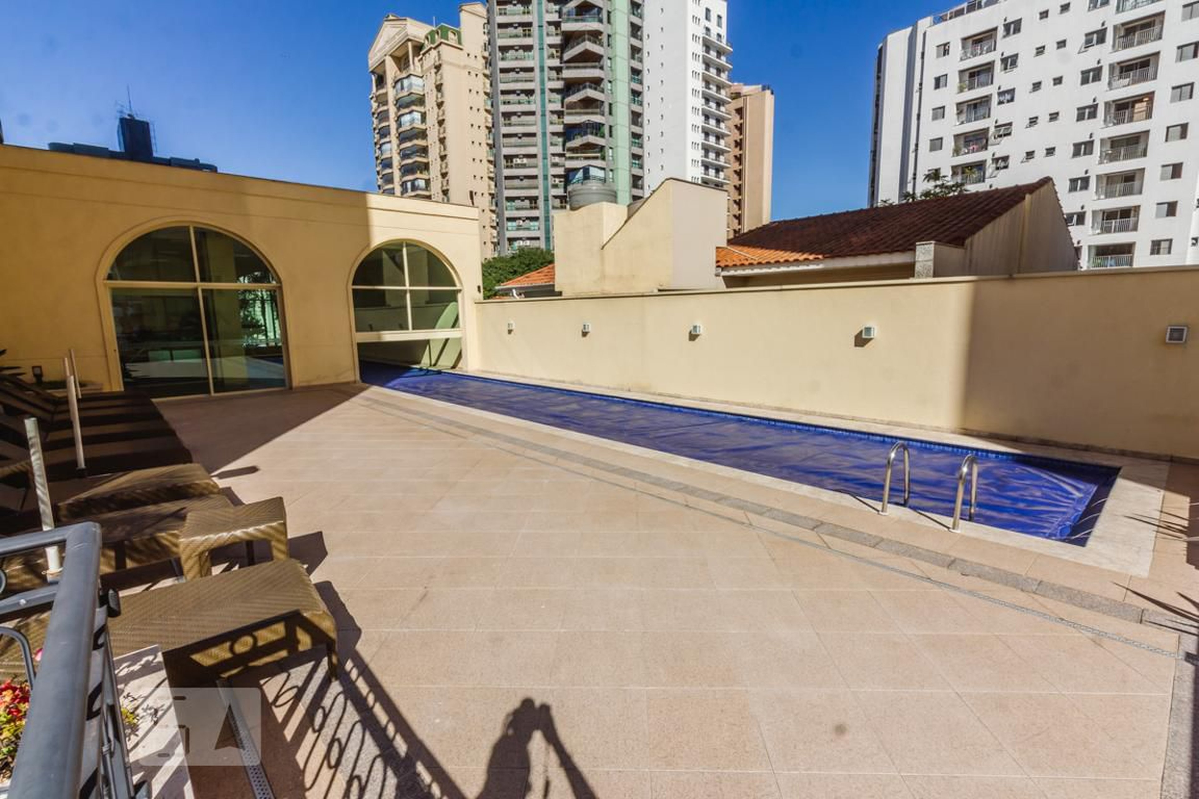 Piscina - Edifício Piazza San Pietro