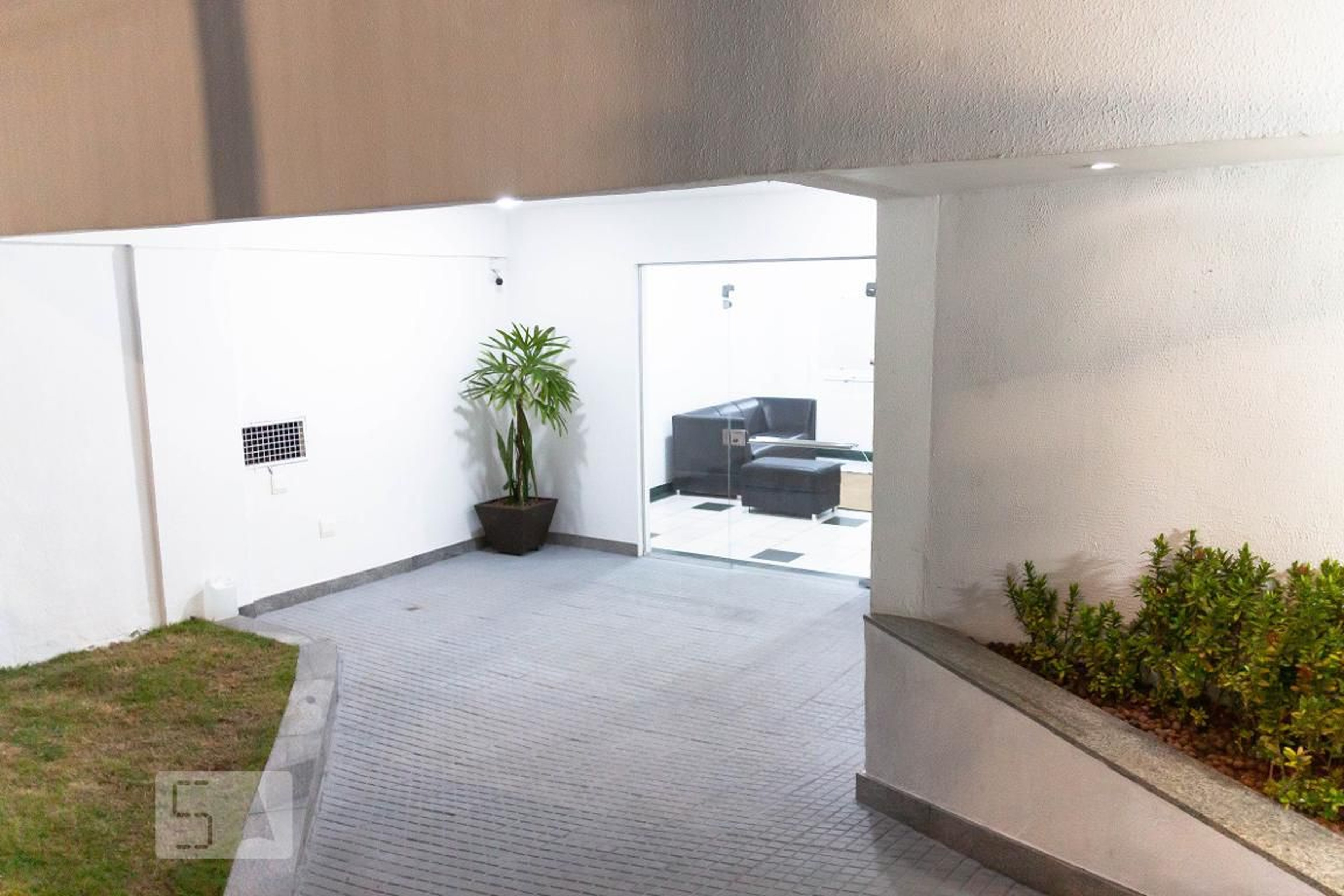 Área Externa - Edifício Indaiá