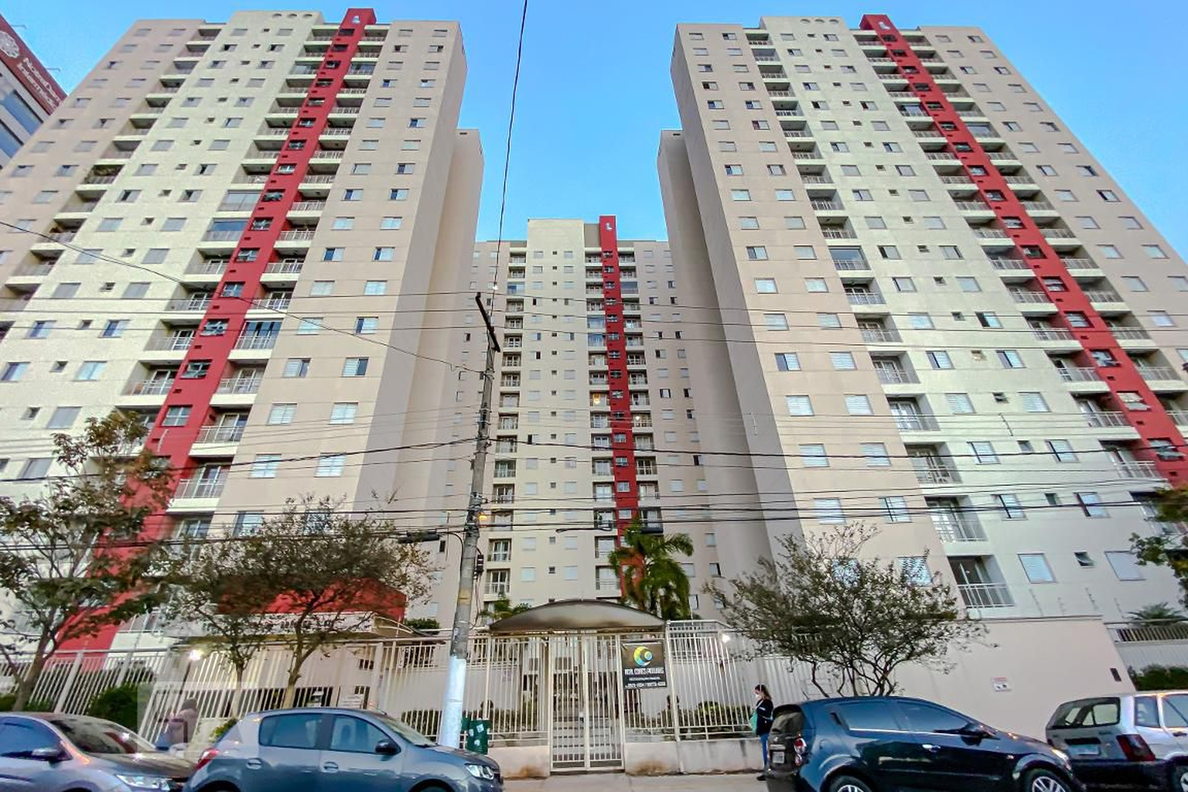 Fachada Condomínio Jardins Bresser