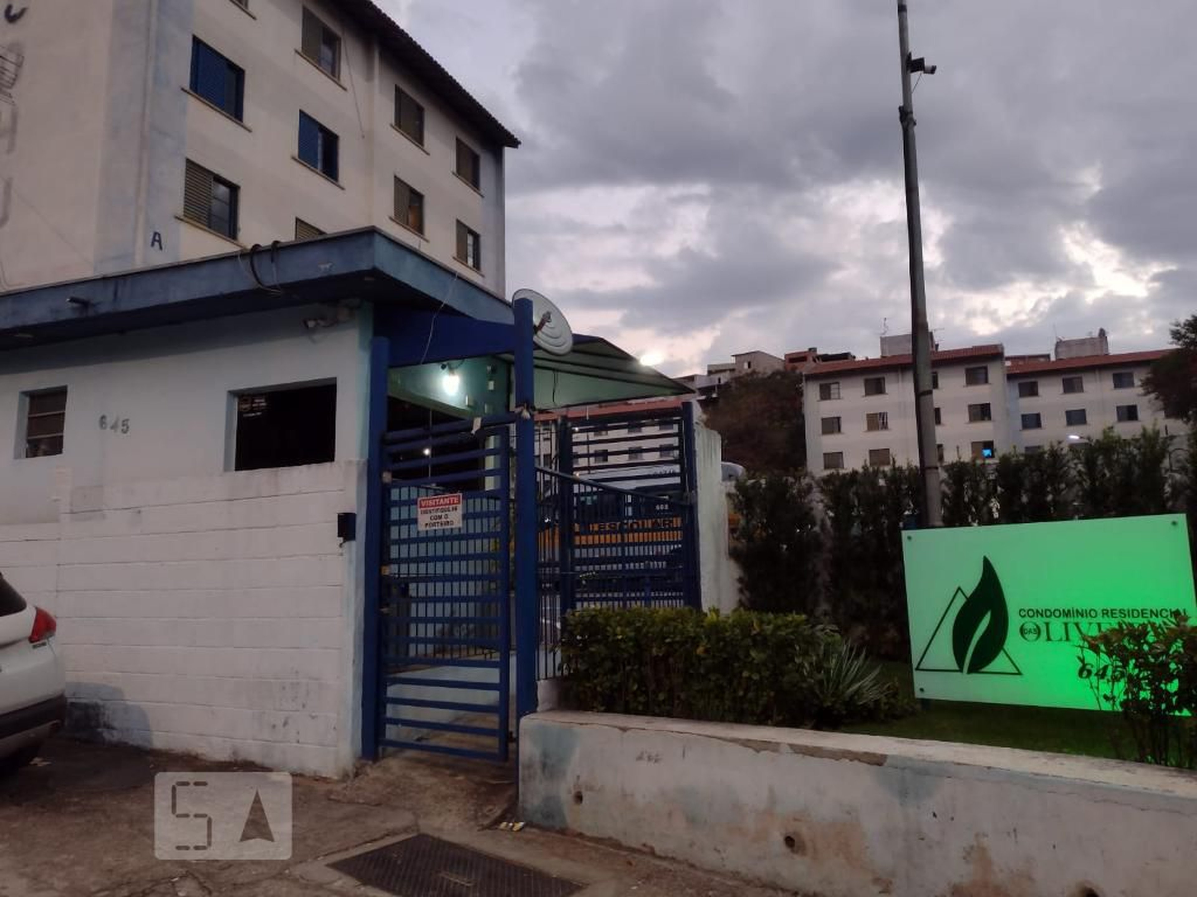 Fachada do Condomínio Condomínio Oliveiras