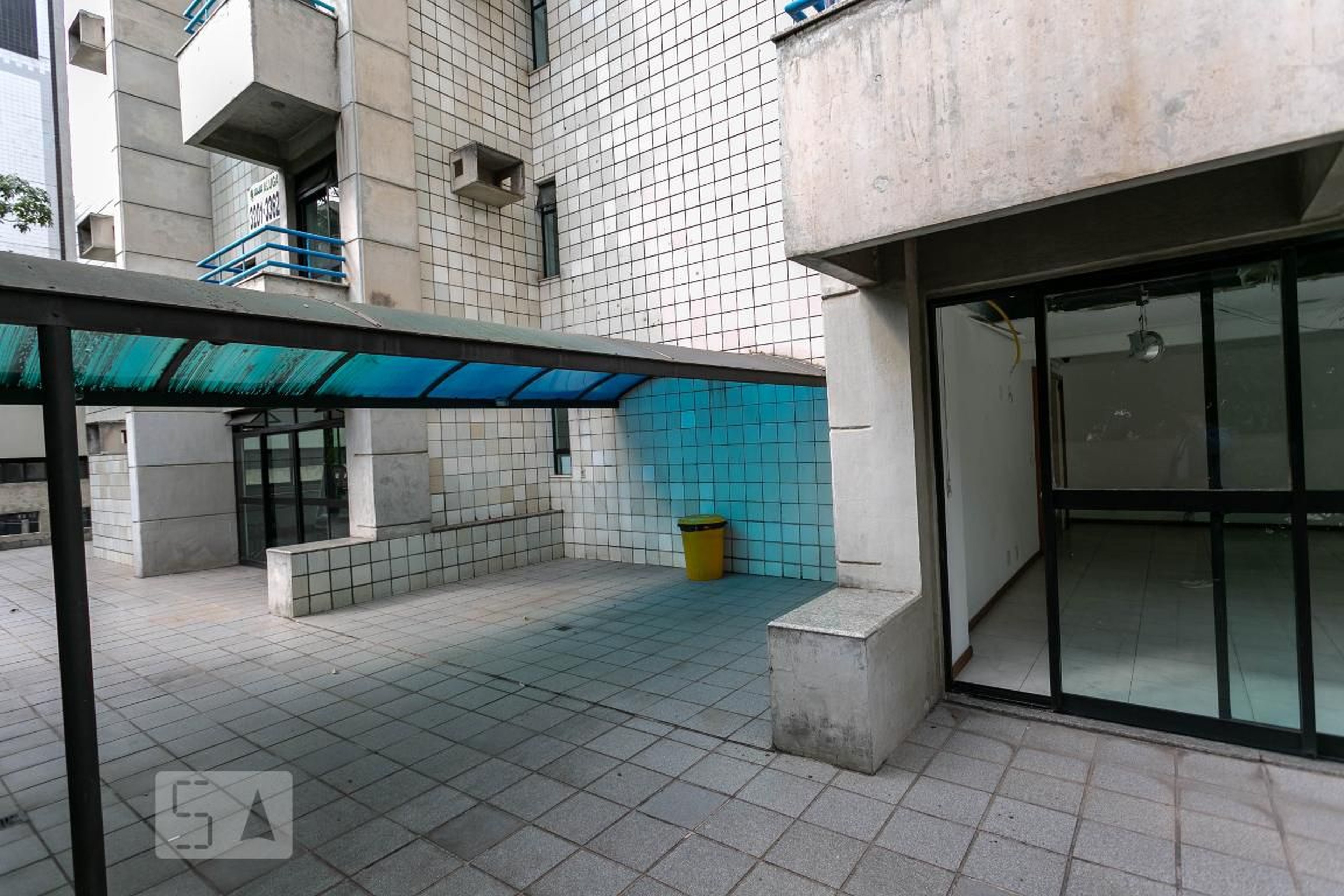 Área Externa - Porto Prince