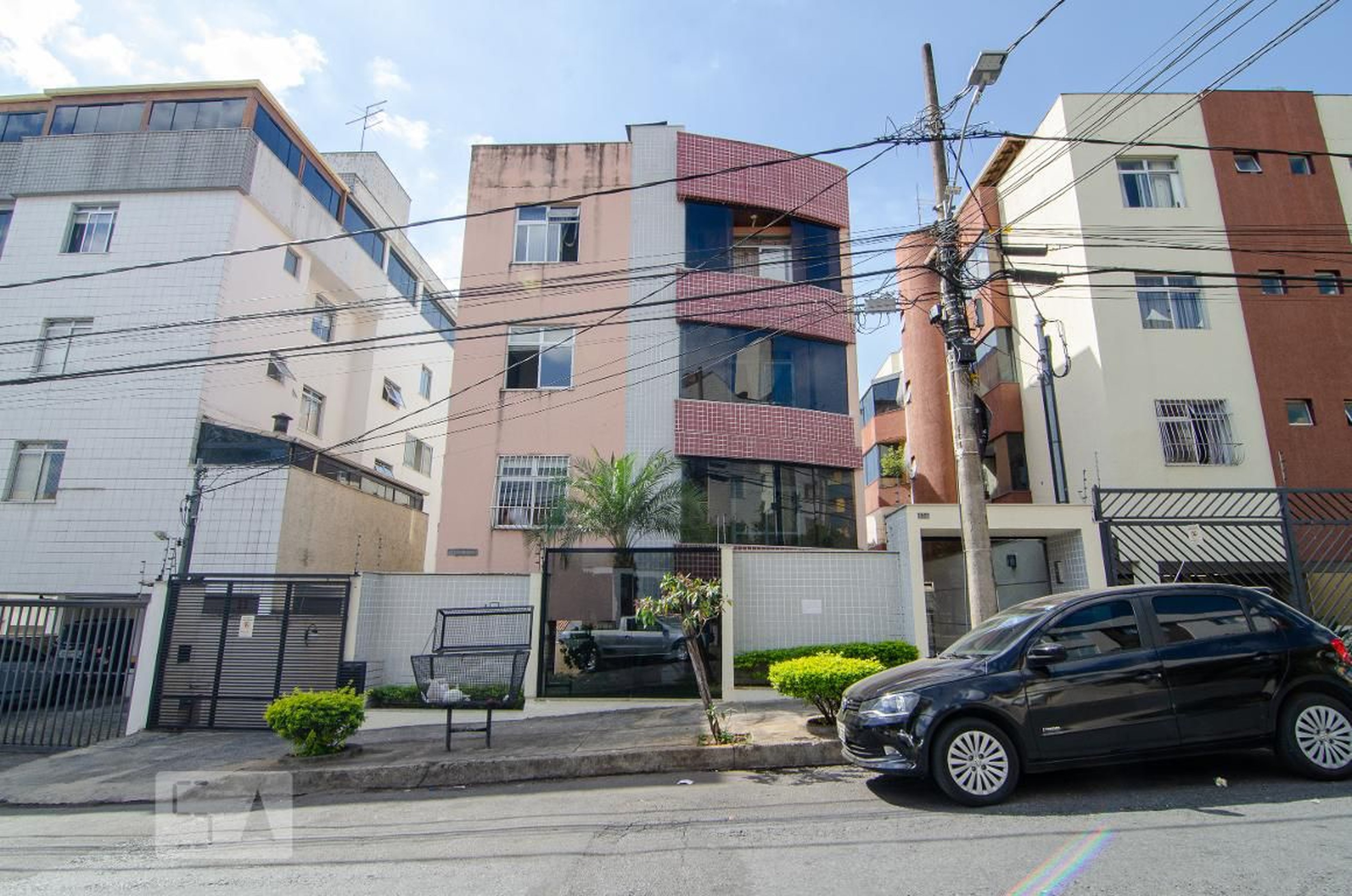 Fachada Condomínio em Rua Cantor Luiz Gonzaga, 434