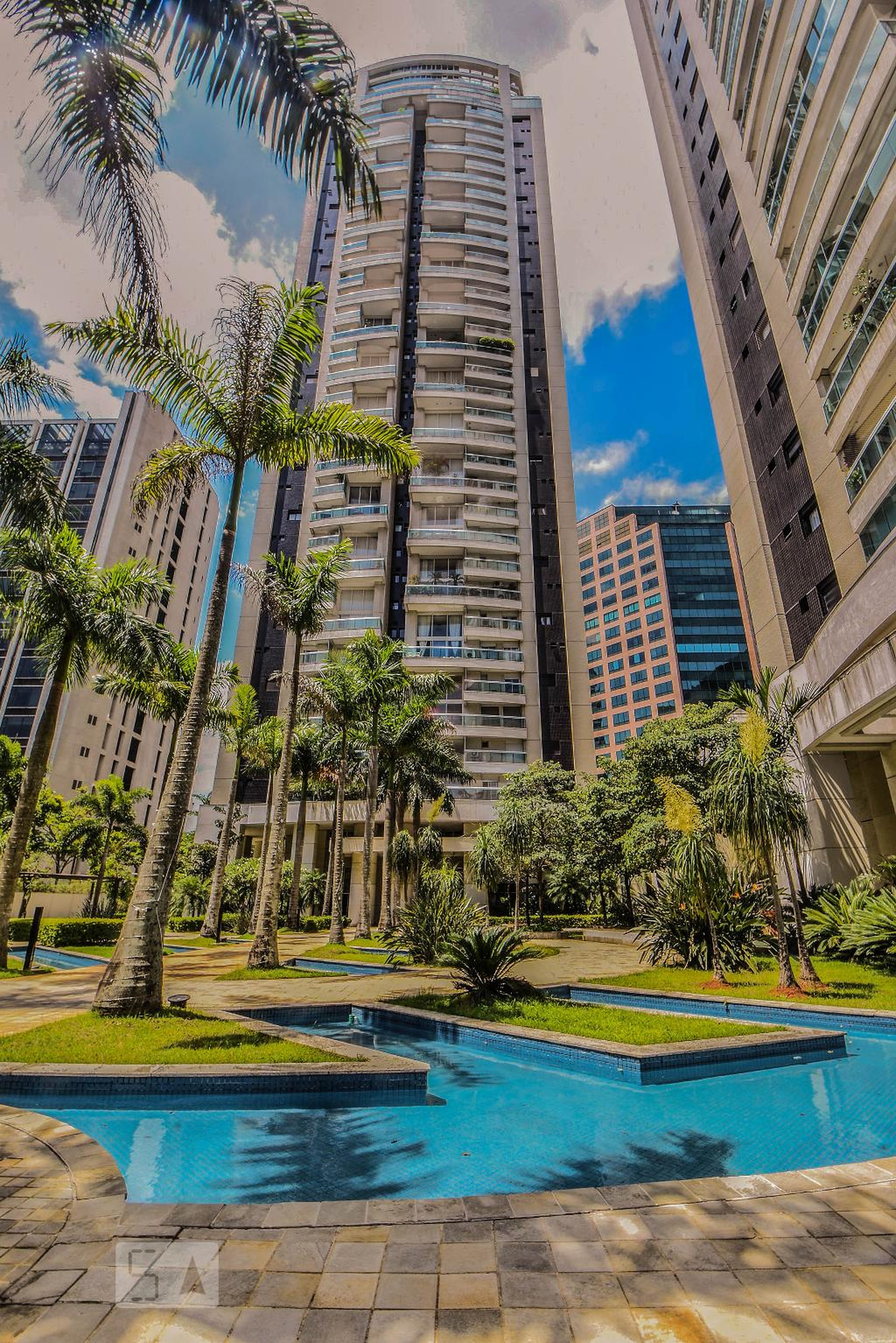 Condomínio - Ed Florida Penthouses - Residencial