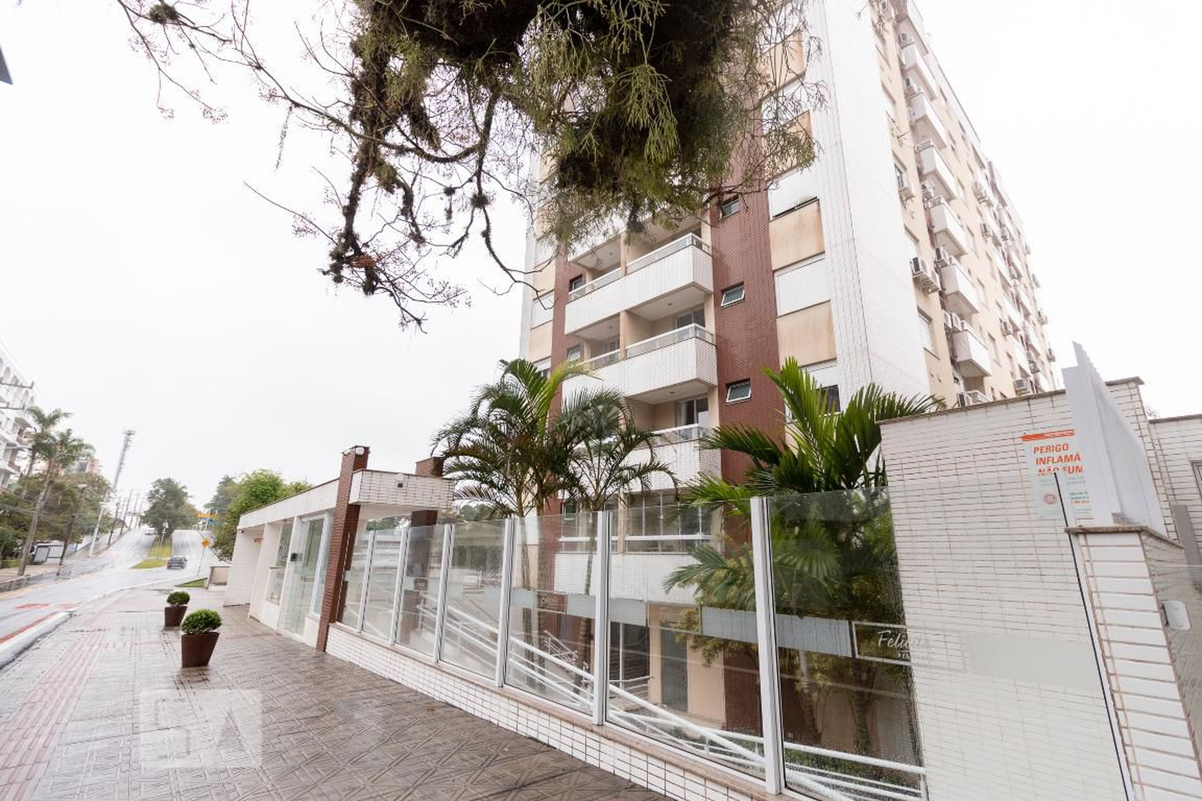 Fachada Condomínio Felicita