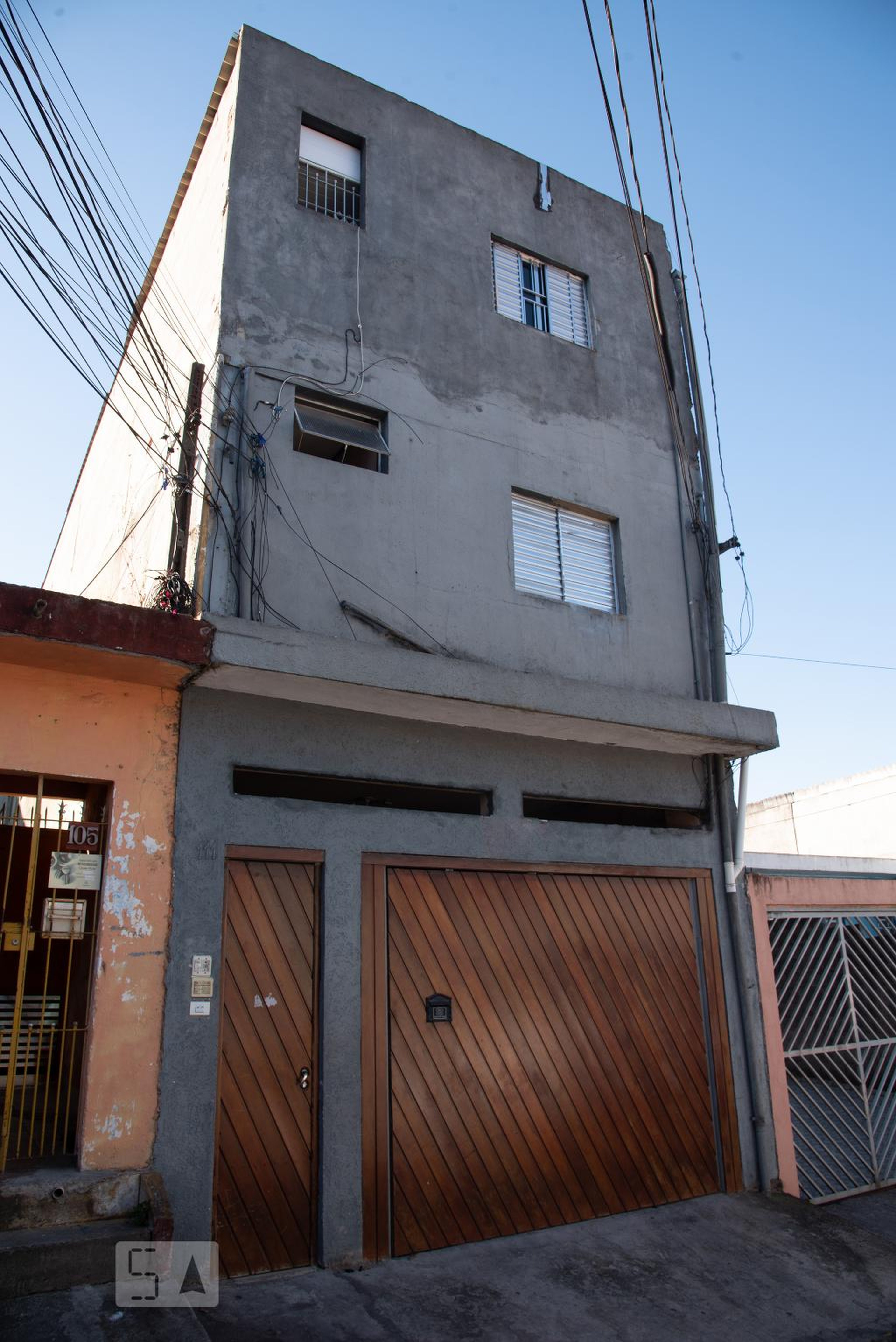 Fachada do Prédio Condomínio em Rua Hedi, 111