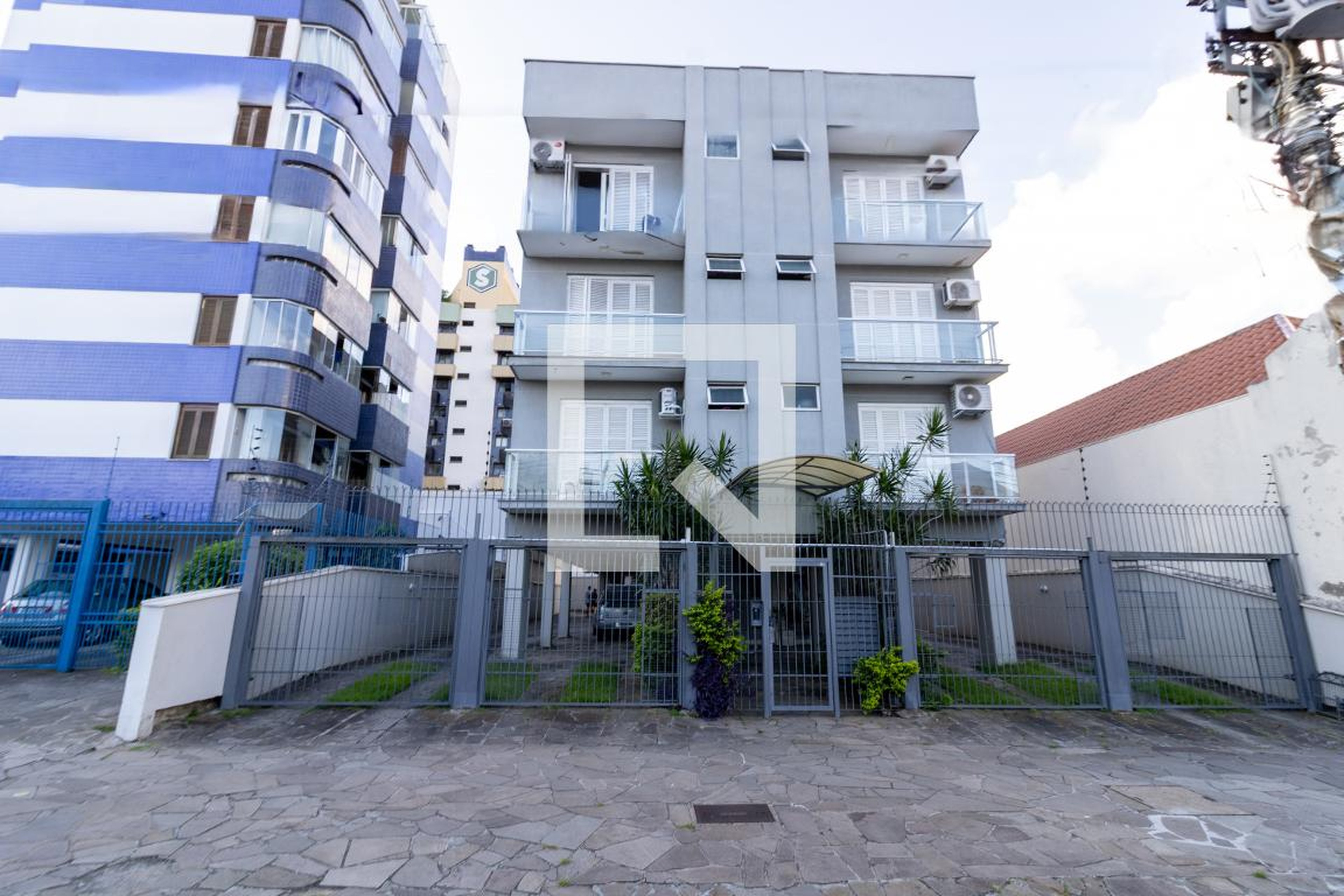 Fachada Edifício Pirajar