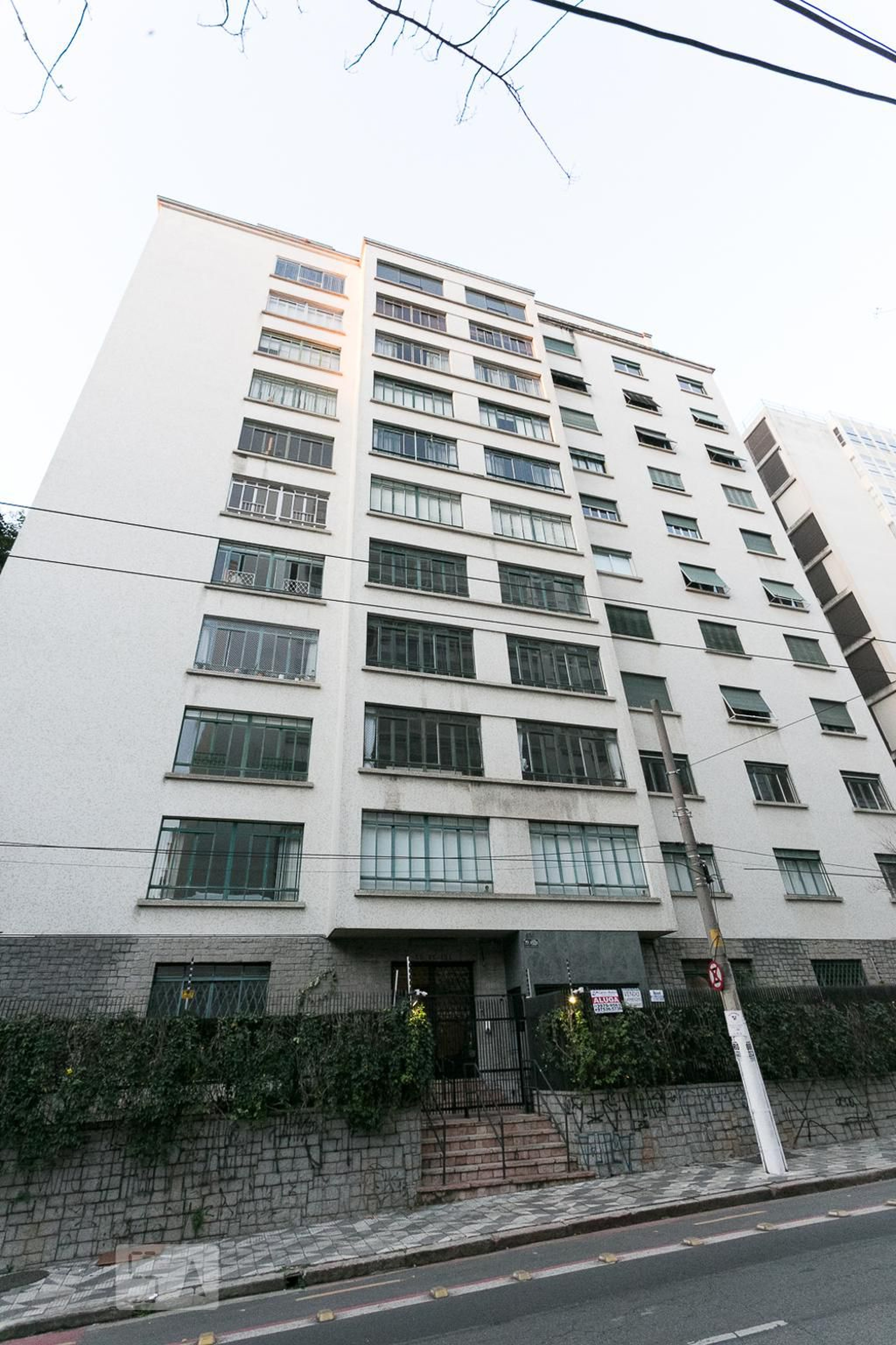 Fachada do prédio Condomínio Rejana