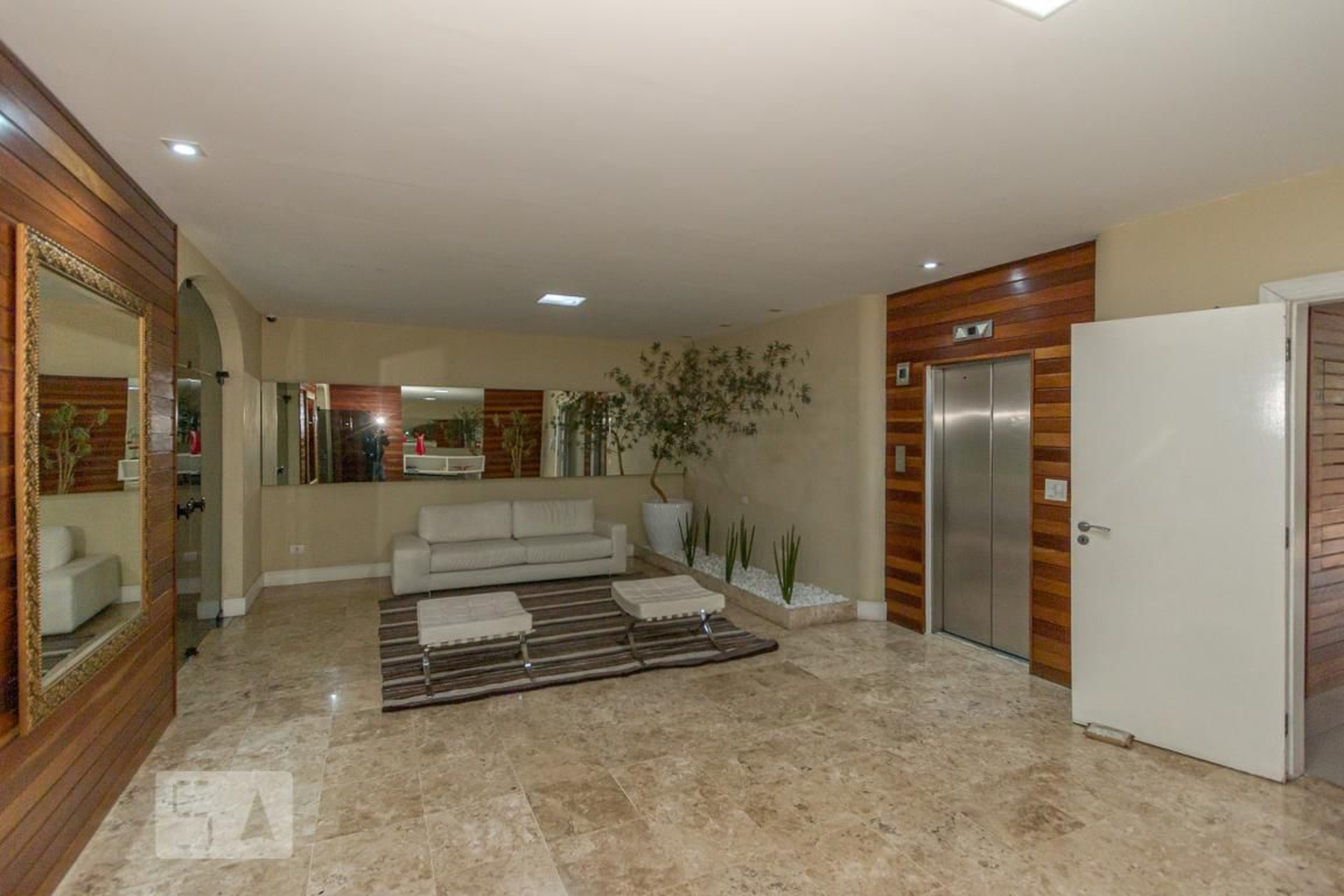 Hall de Entrada - Rio D'ouro