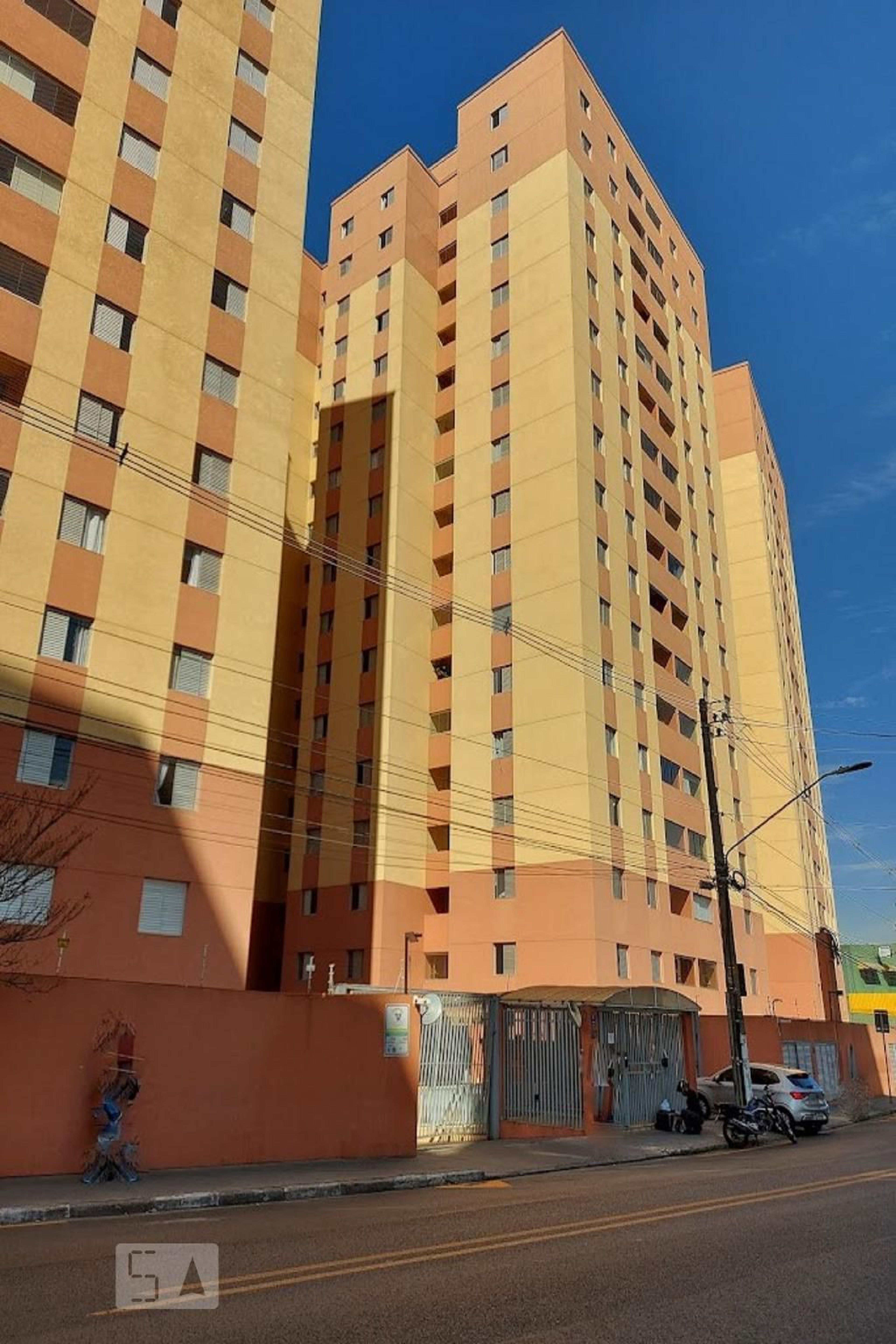 Fachada Condomínio em Avenida Flora, 1024