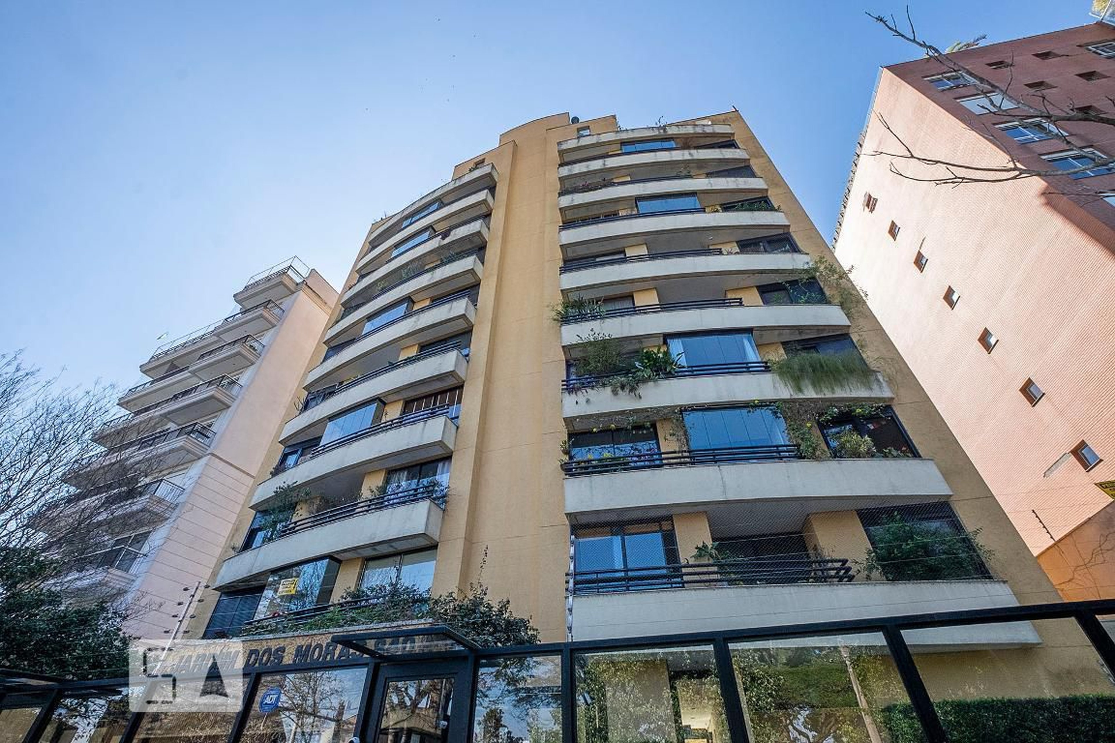 Fachada Condomínio Jardim dos Morás