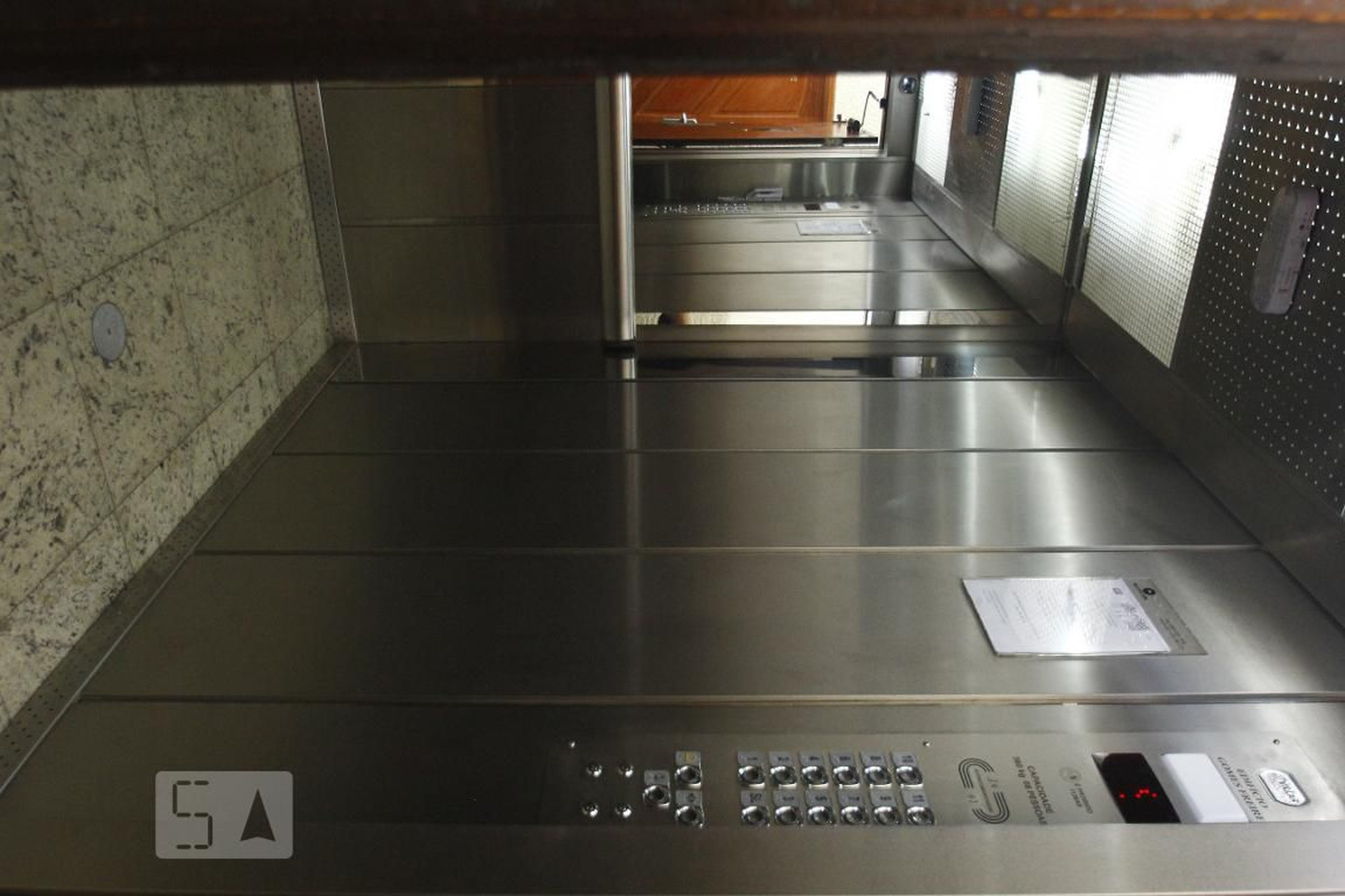 Elevador - Edifício Gomes Freire