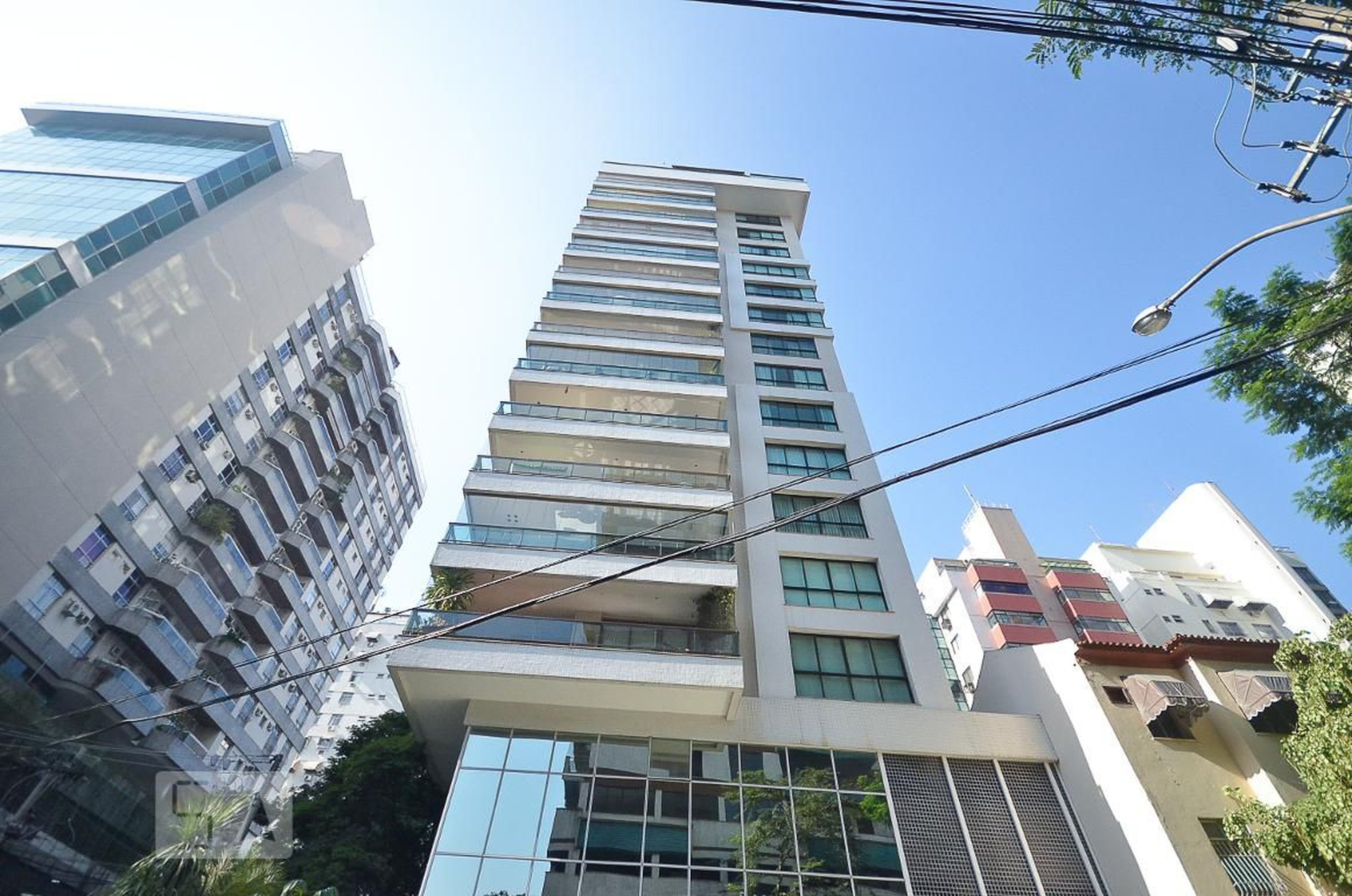 Fachada Condomínio Vila Del Quar