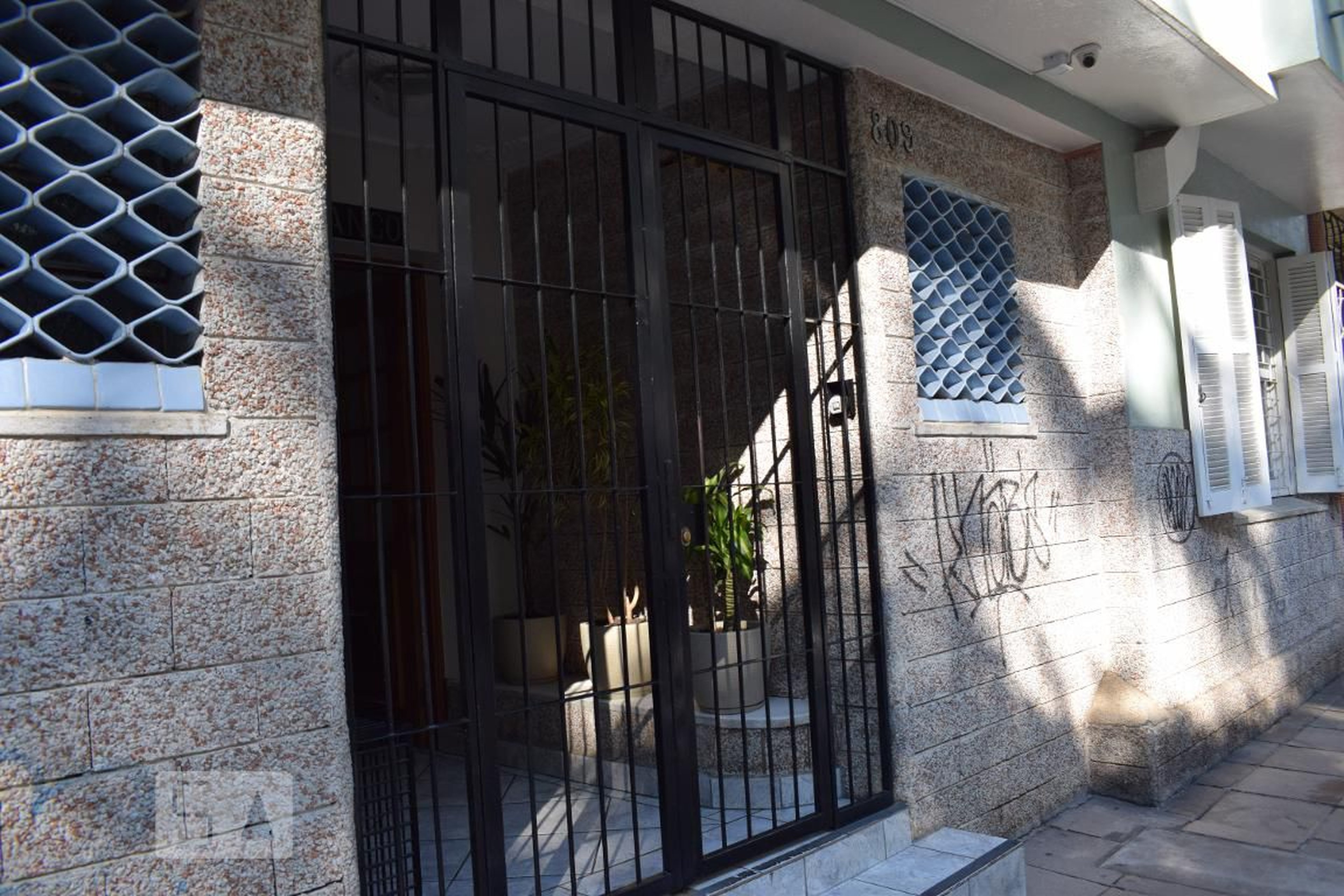 Fachada do Condomínio Edifício Ximango