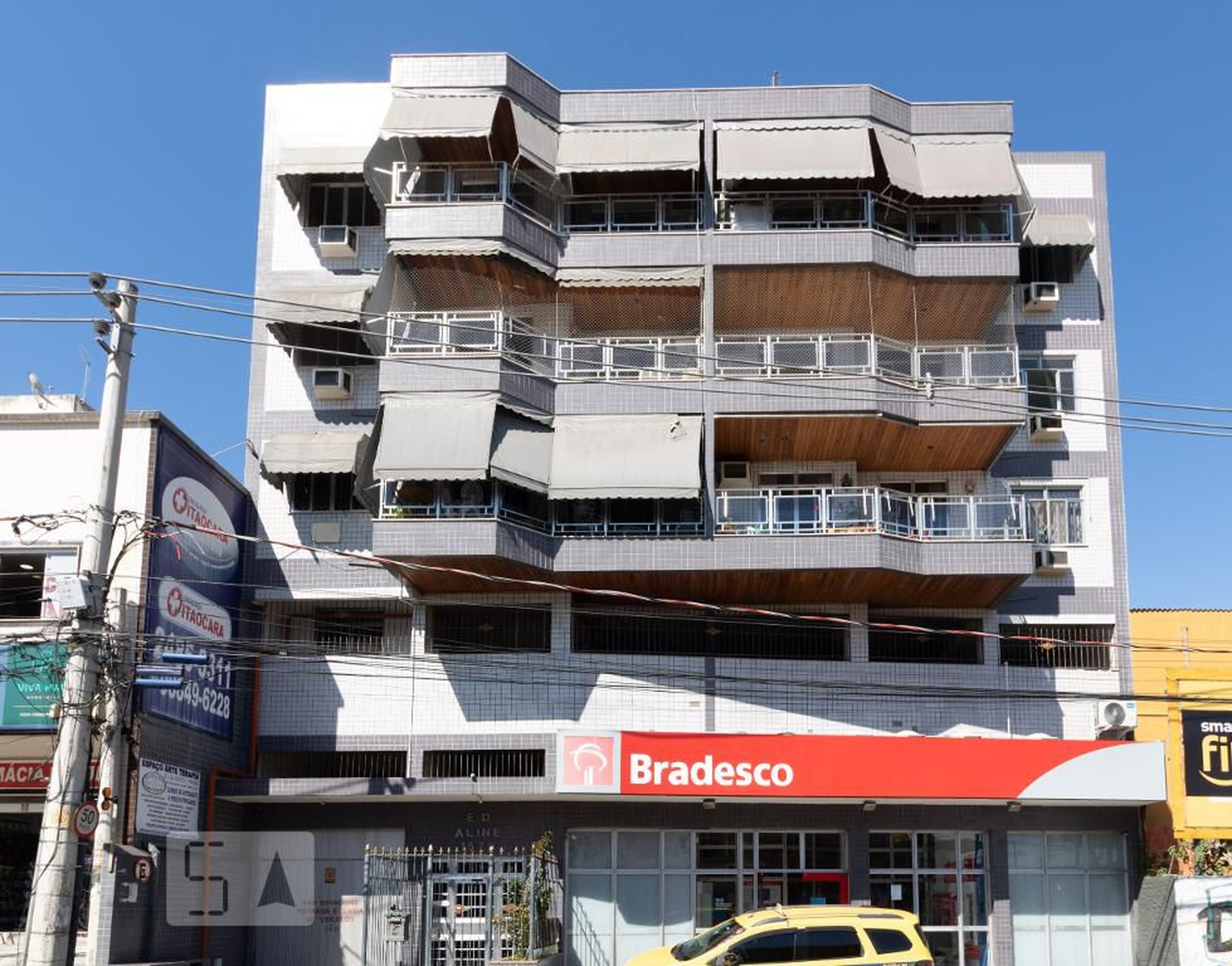 Fachada Condomínio em Avenida Vicente de Carvalho, 1578