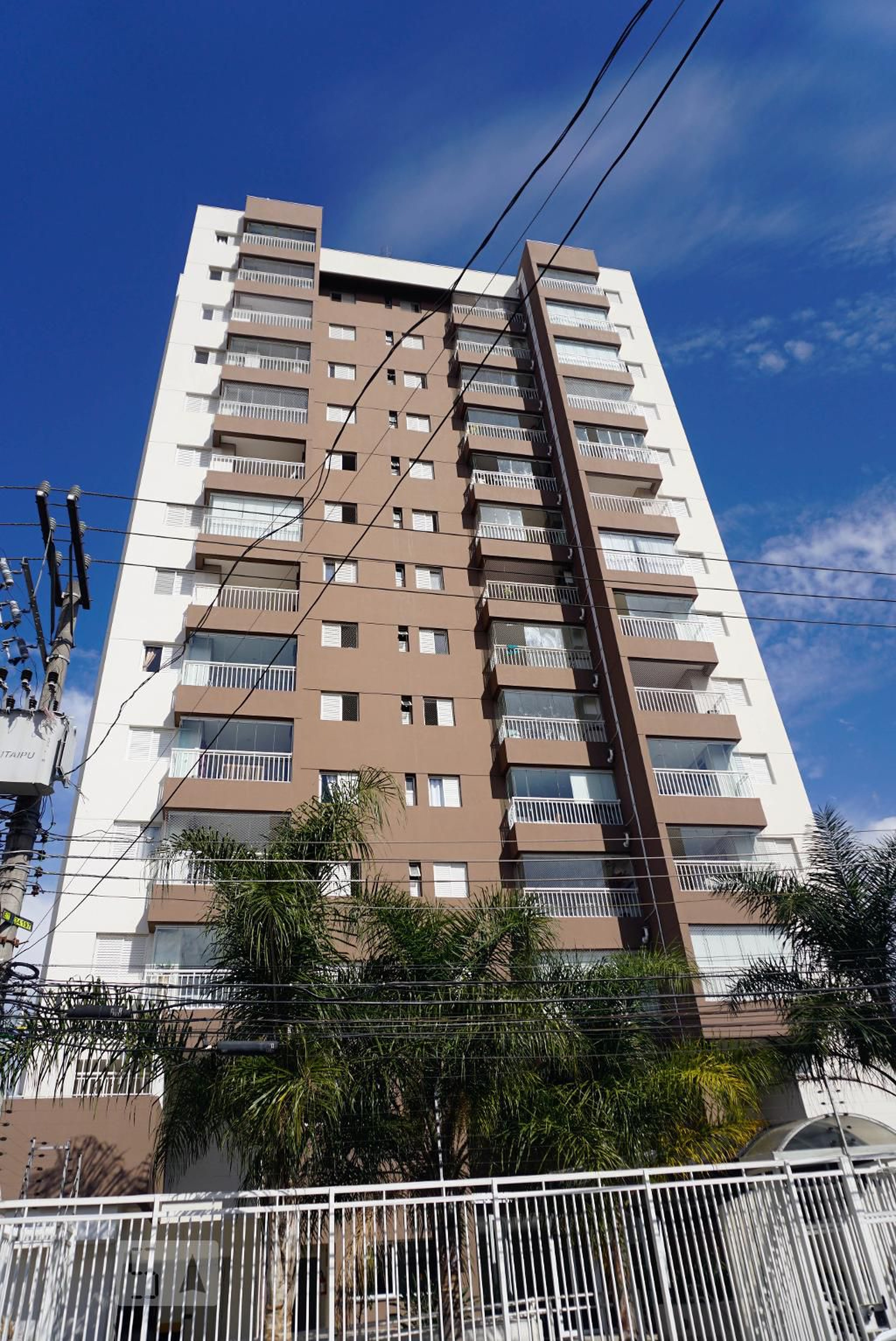 Fachada do Prédio Edifício Code Ponte Rasa