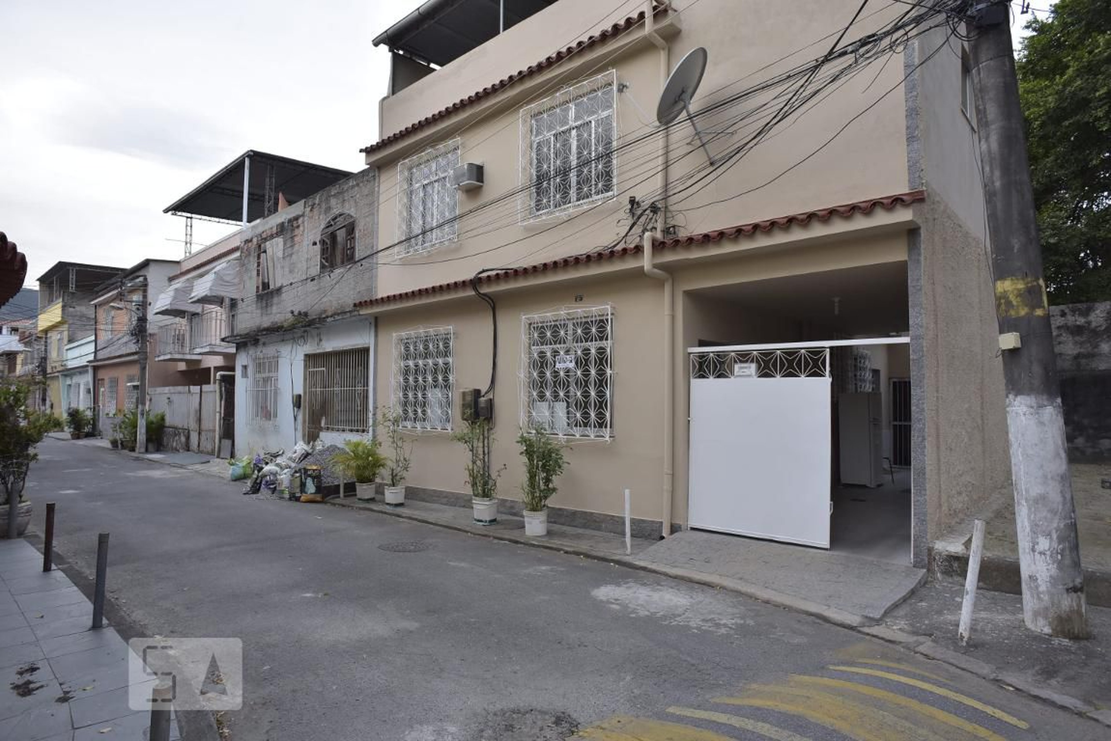 Fachada Condomínio em Avenida dos Mananciais, 1397