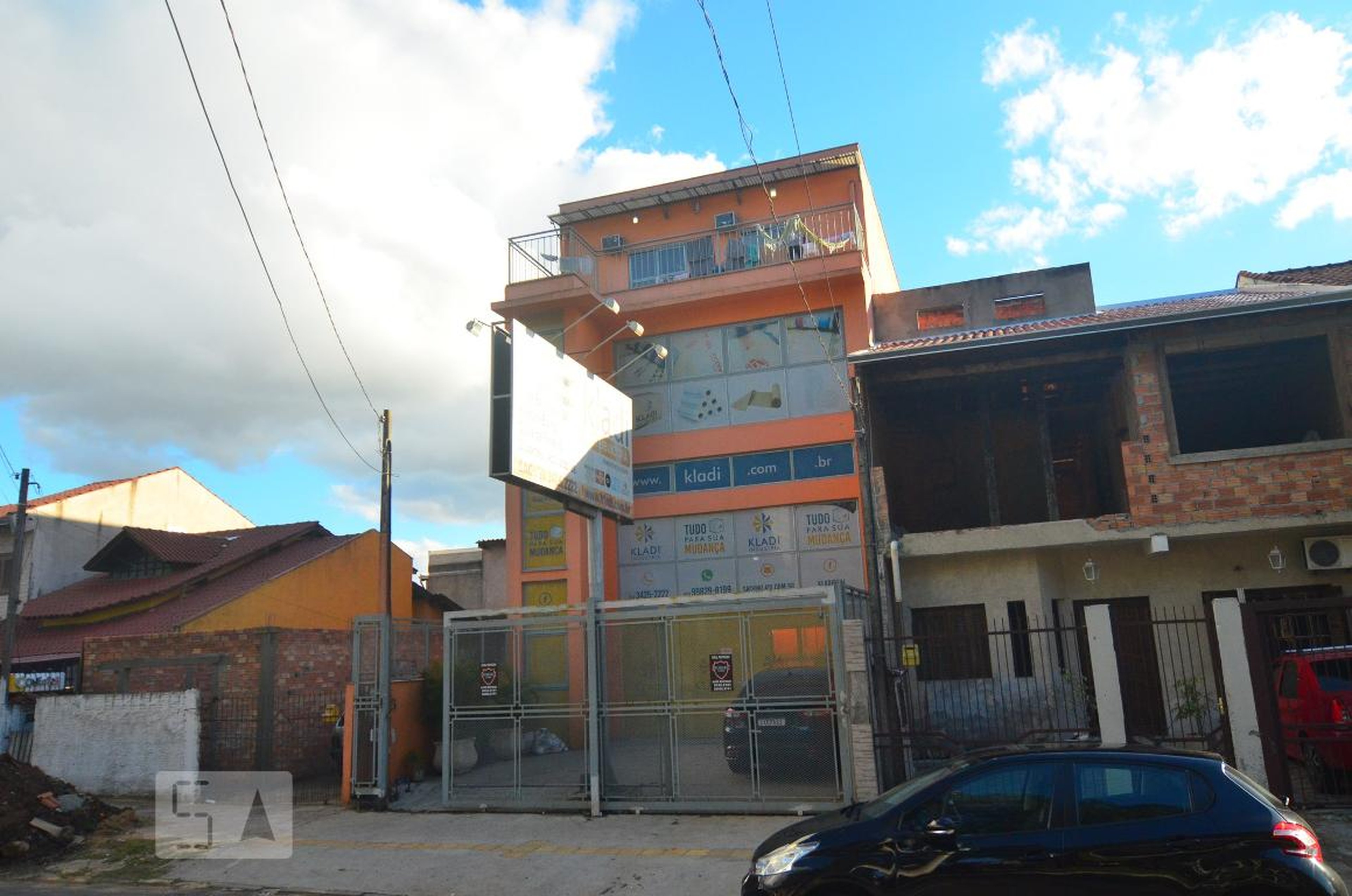 Fachada Condomínio em Rua República, 908