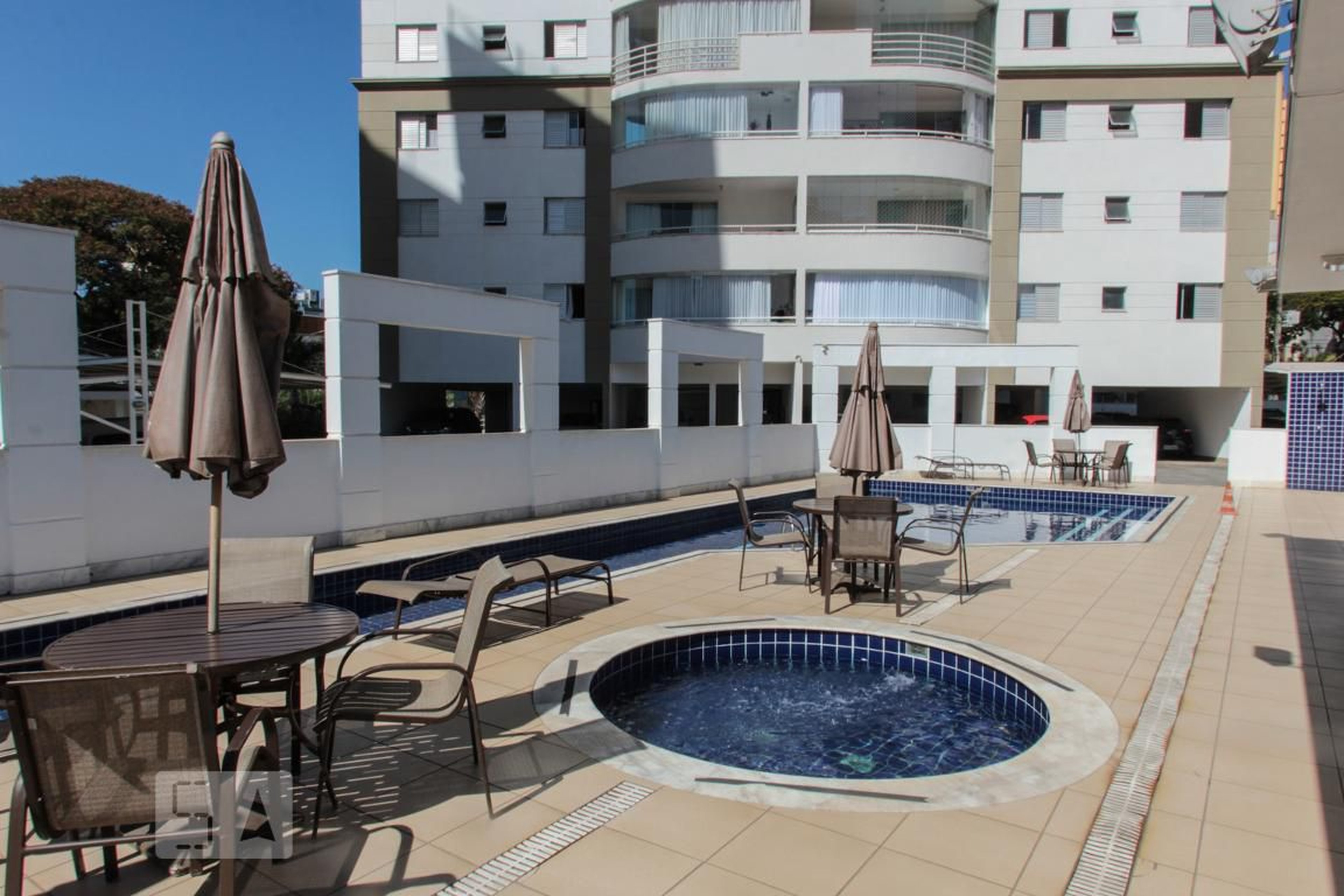 Piscina - Vesper Garden