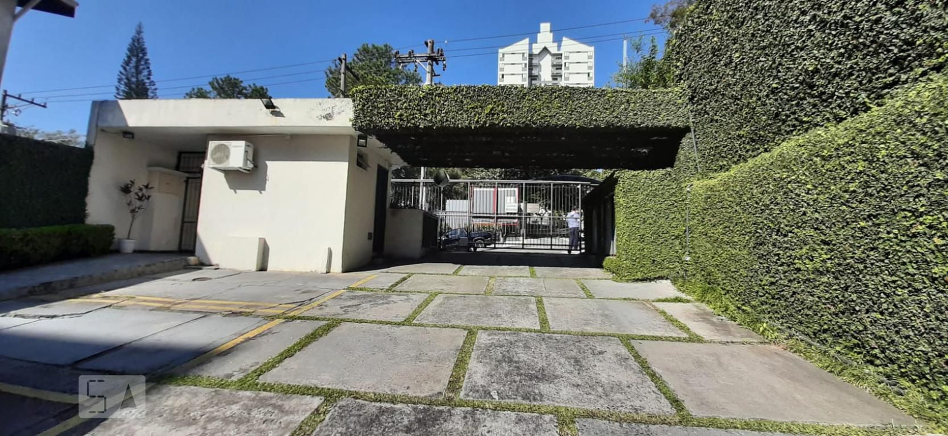 Entrada - Edifício Cannes