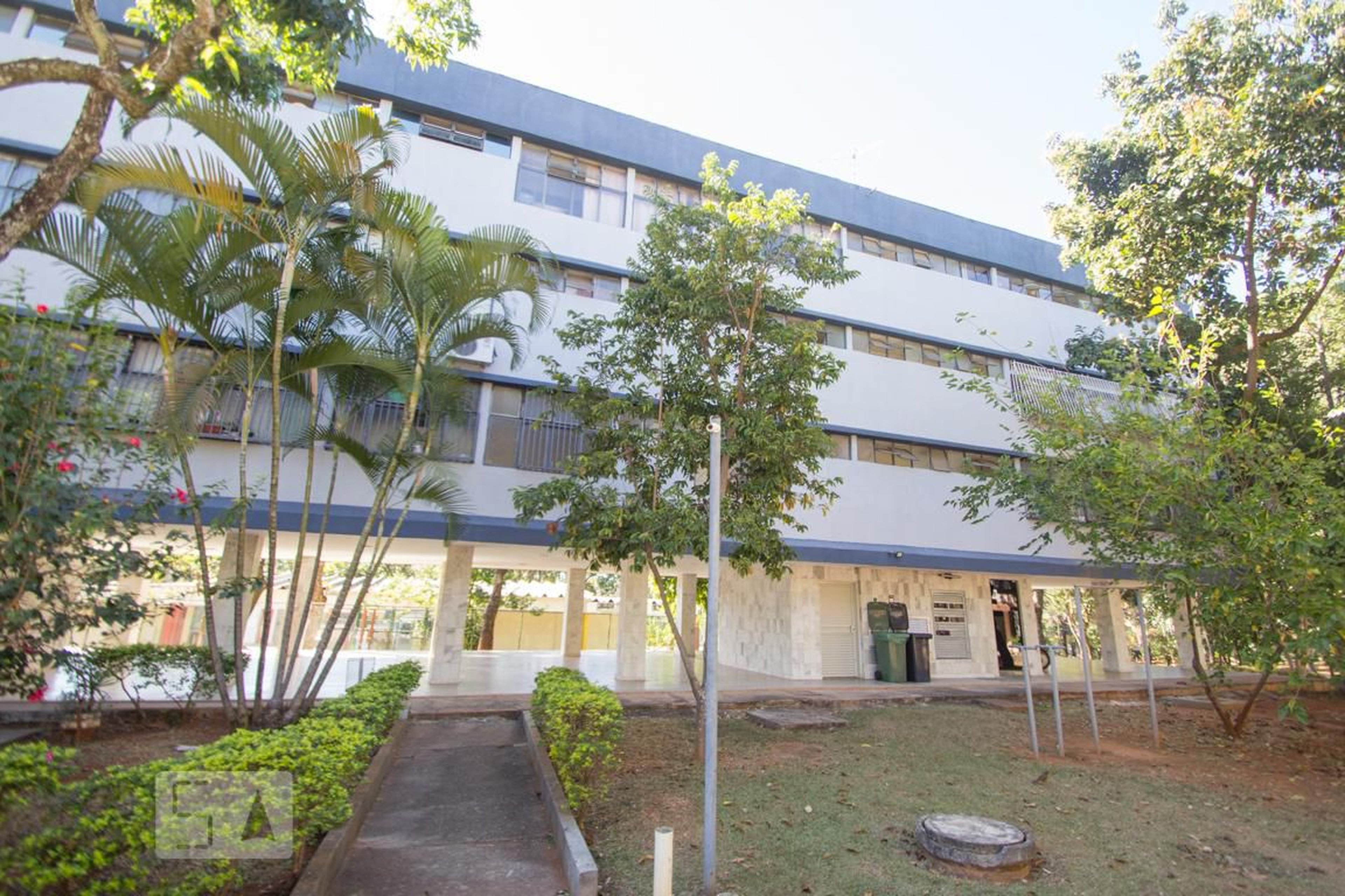 Fachada Condomínio em Sqn 403 Bloco B, 108