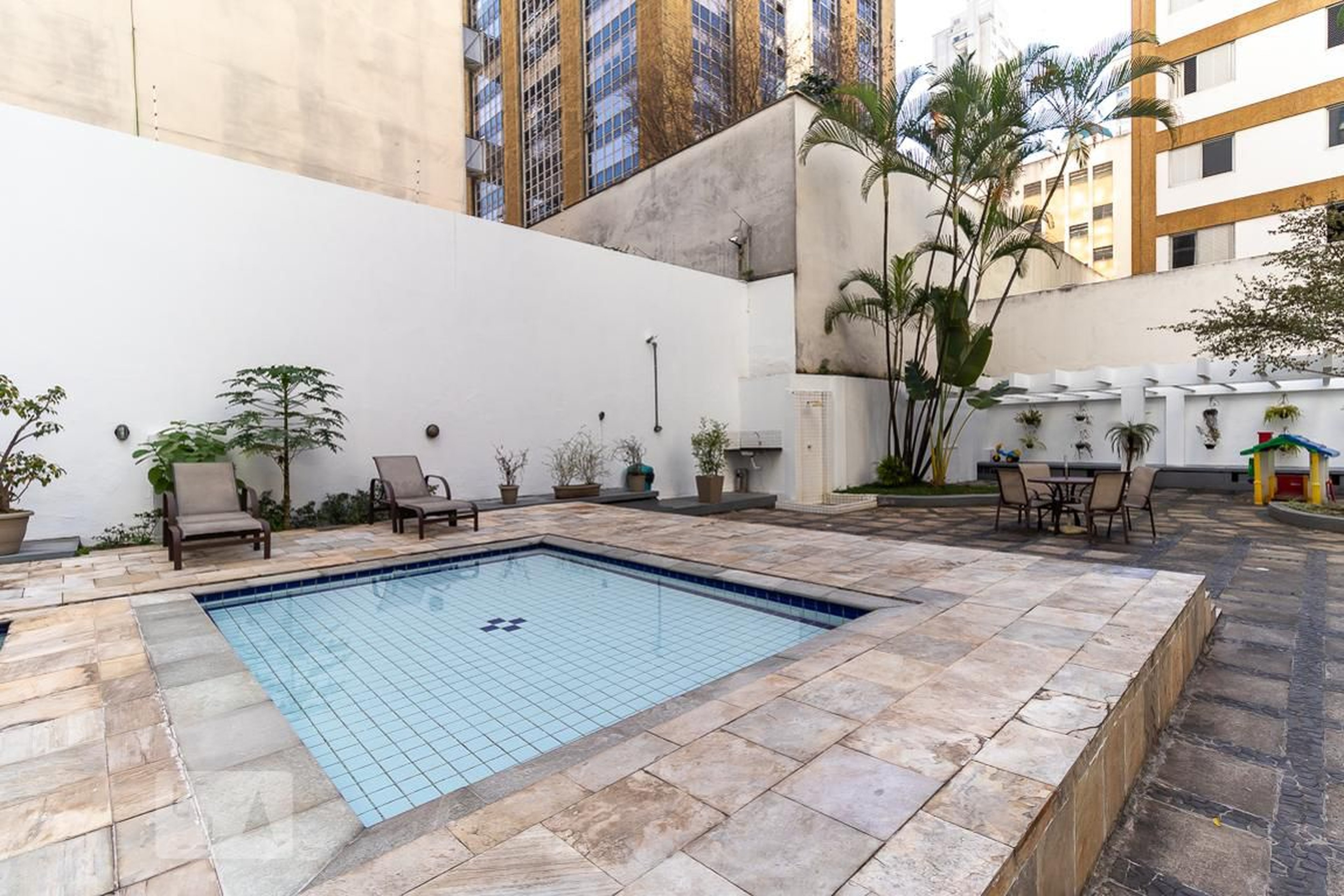 Piscina infantil - Edifício Miami Garden