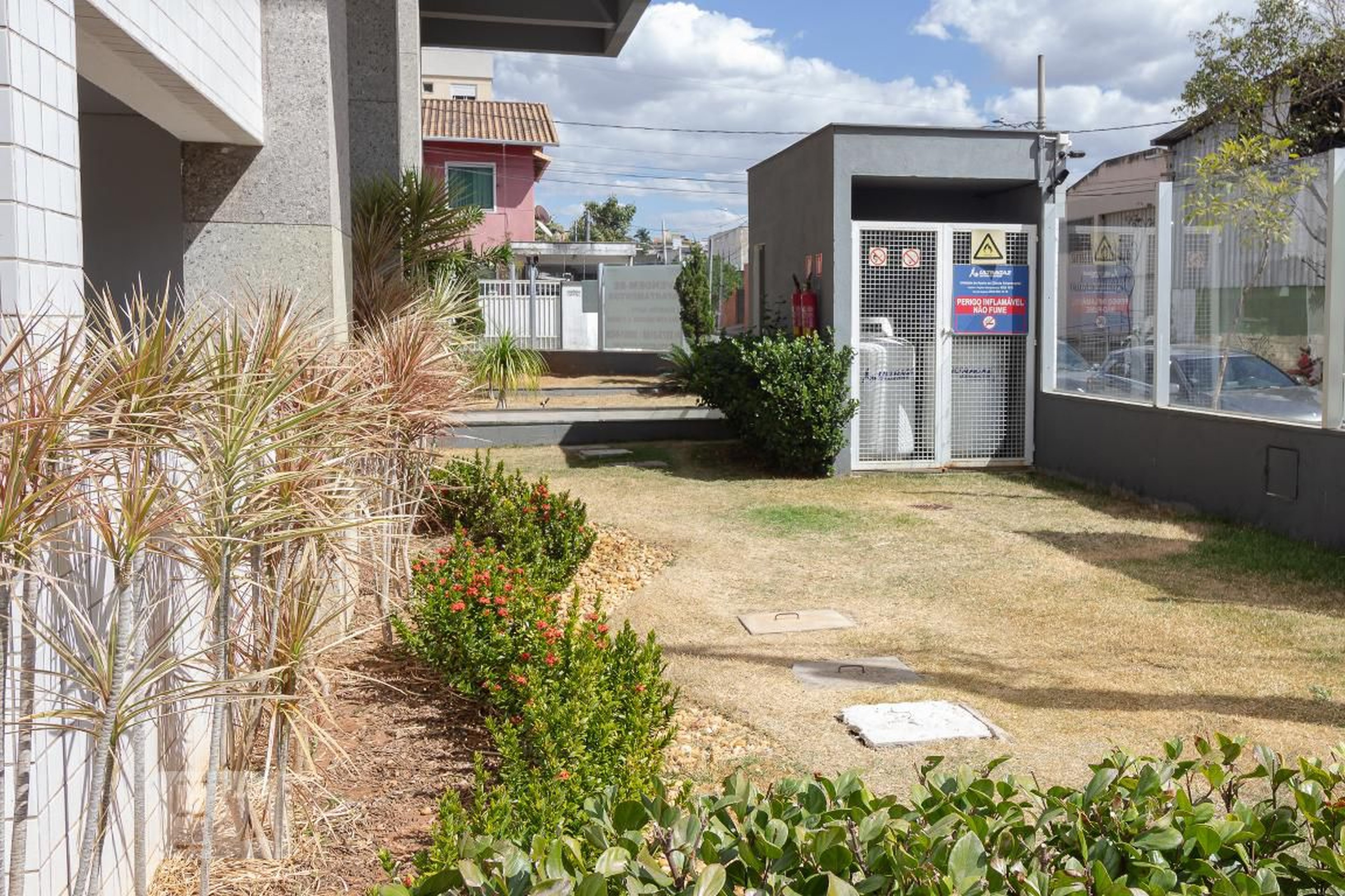 Área Externa - José Maria Orsini