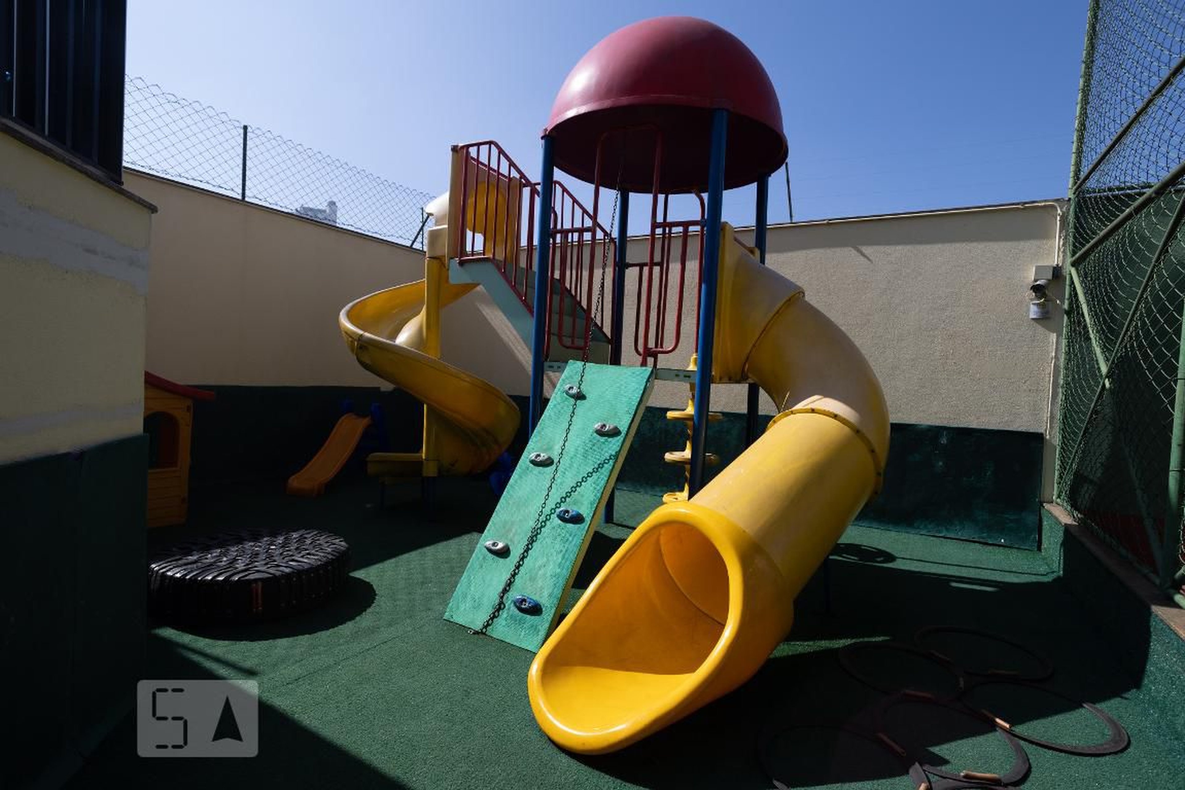 Playground - Residencial Montjuic Plaza