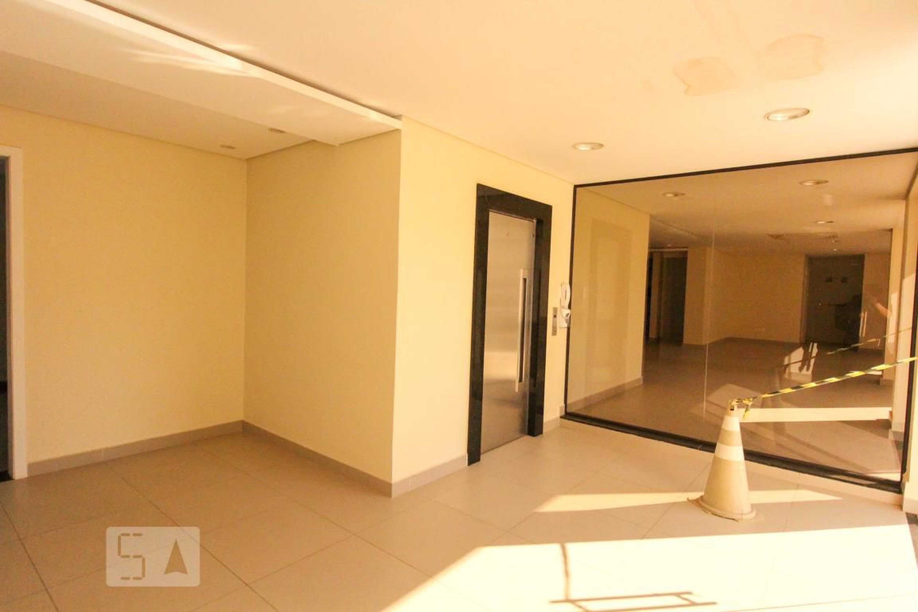 Hall de Entrada - Karina