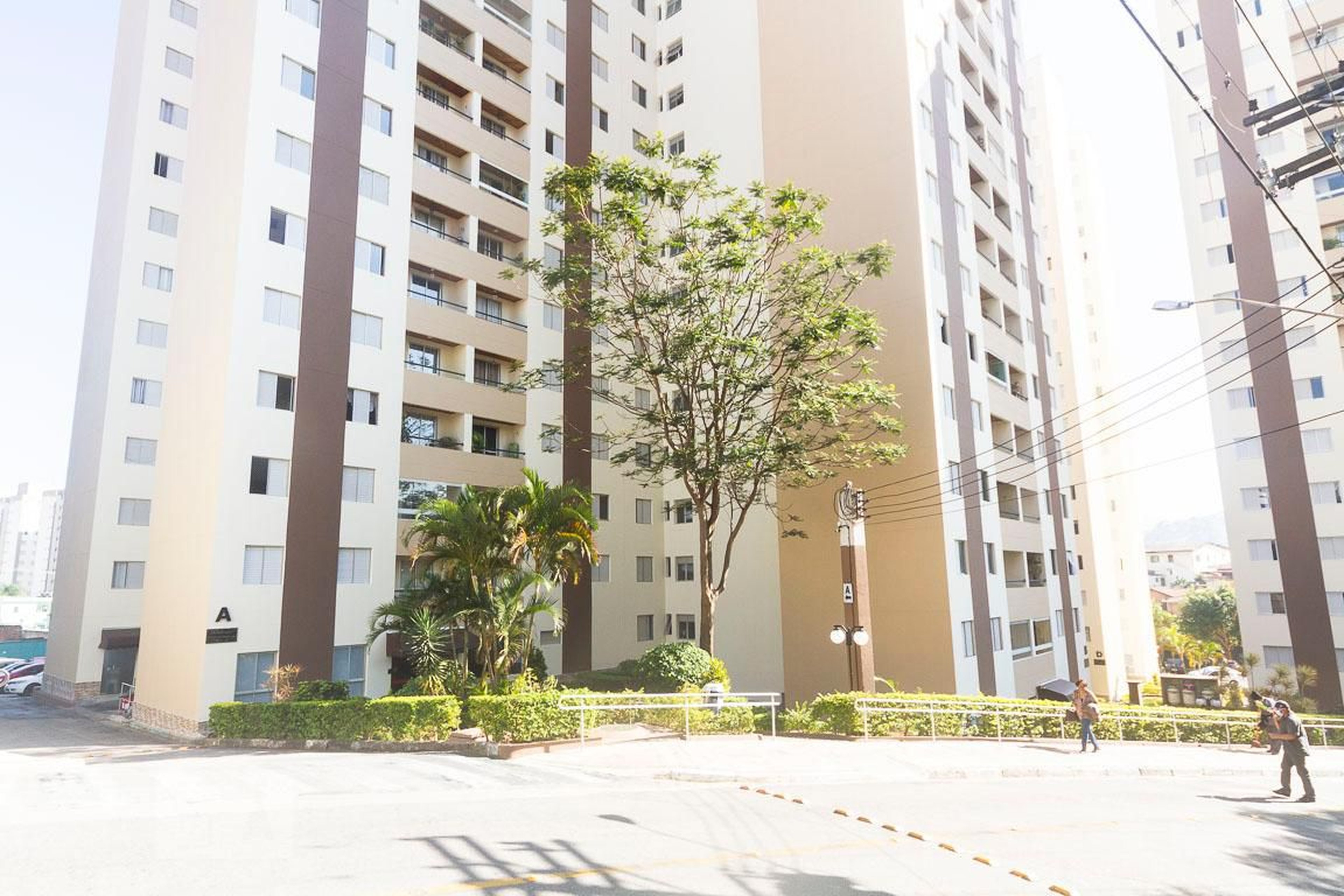 Fachada Condomínio em Avenida Parada Pinto, 734