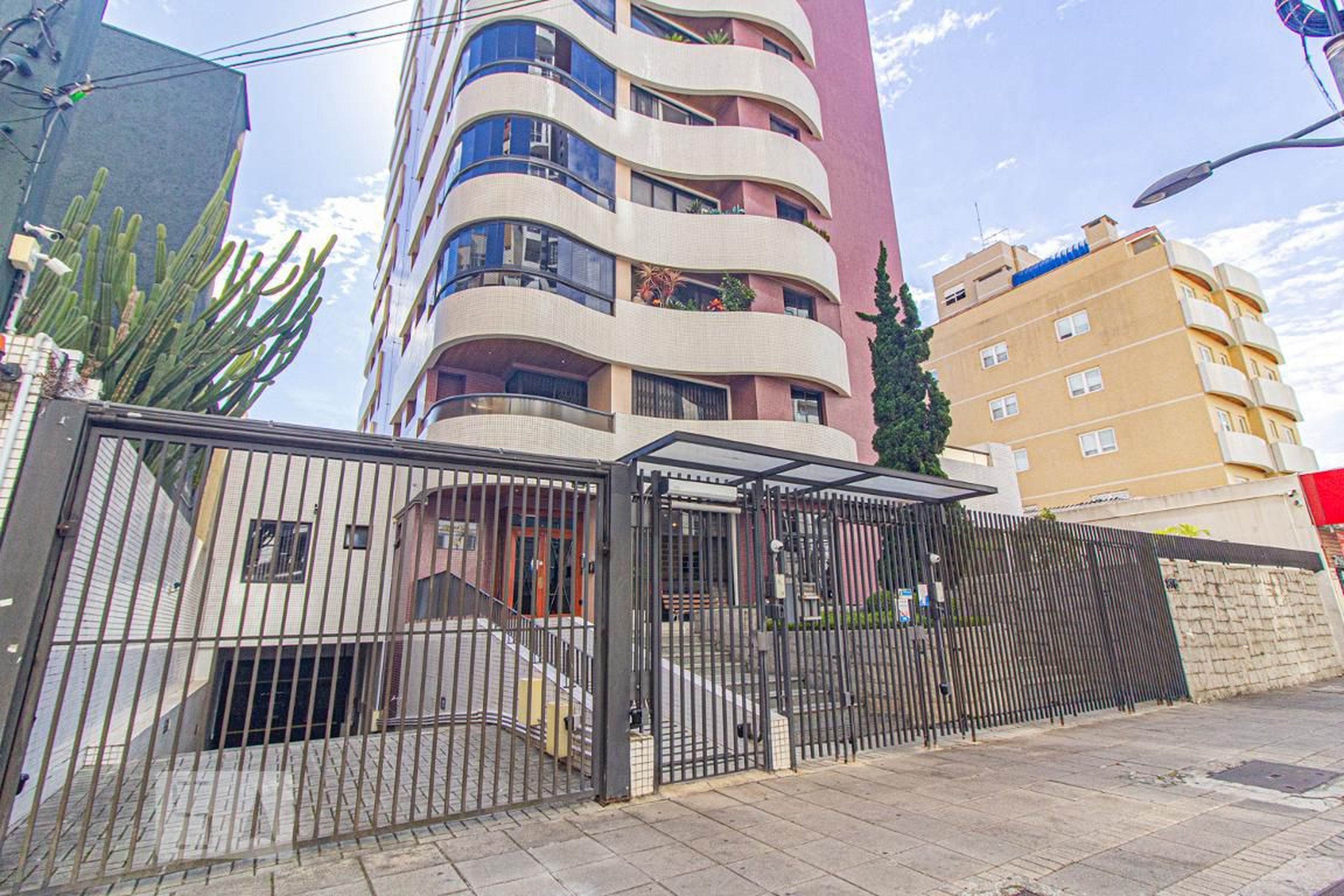 Fachada do Prédio Condomínio Mount Veron