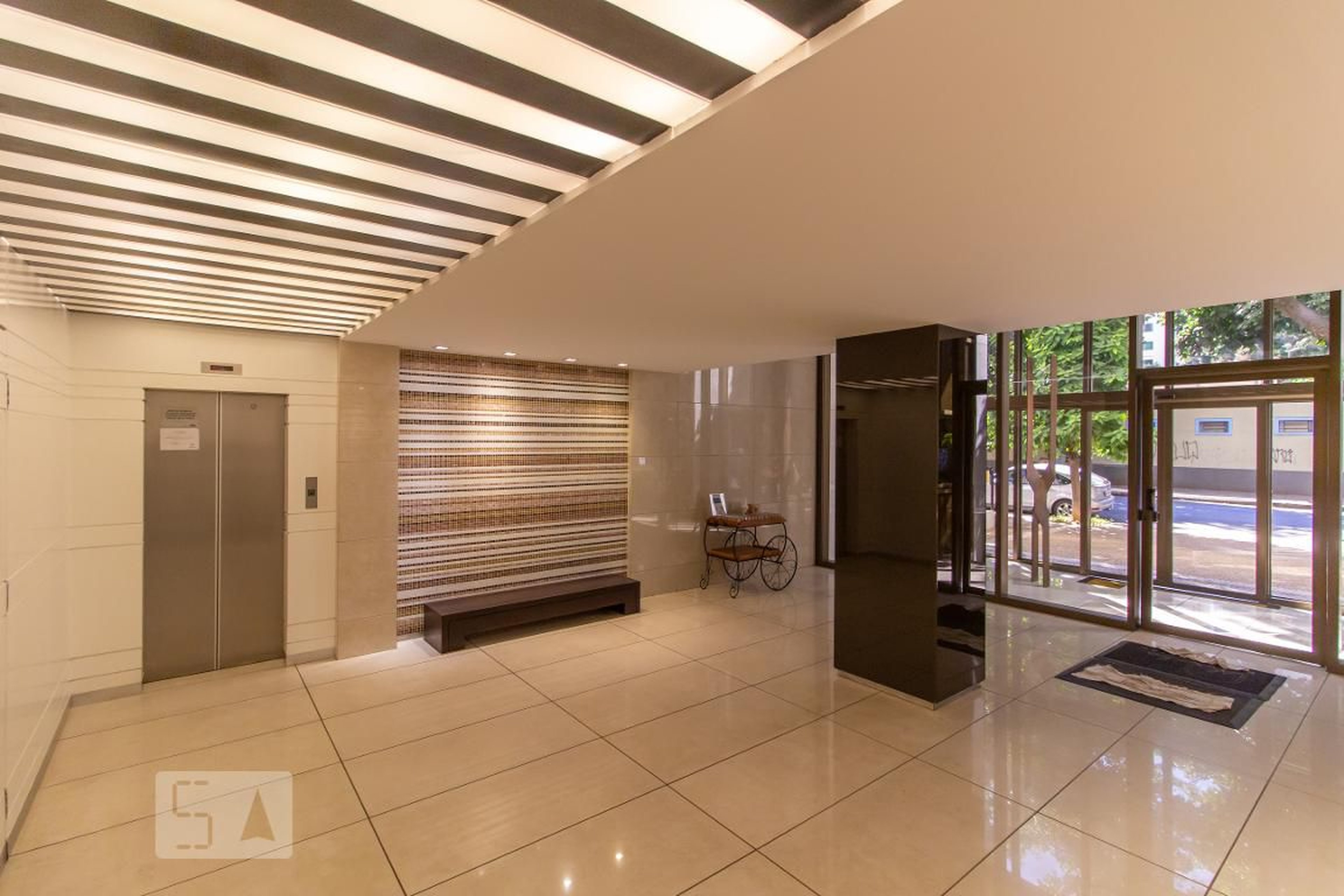 Hall de Entrada - Edifício Residencial Alhambra