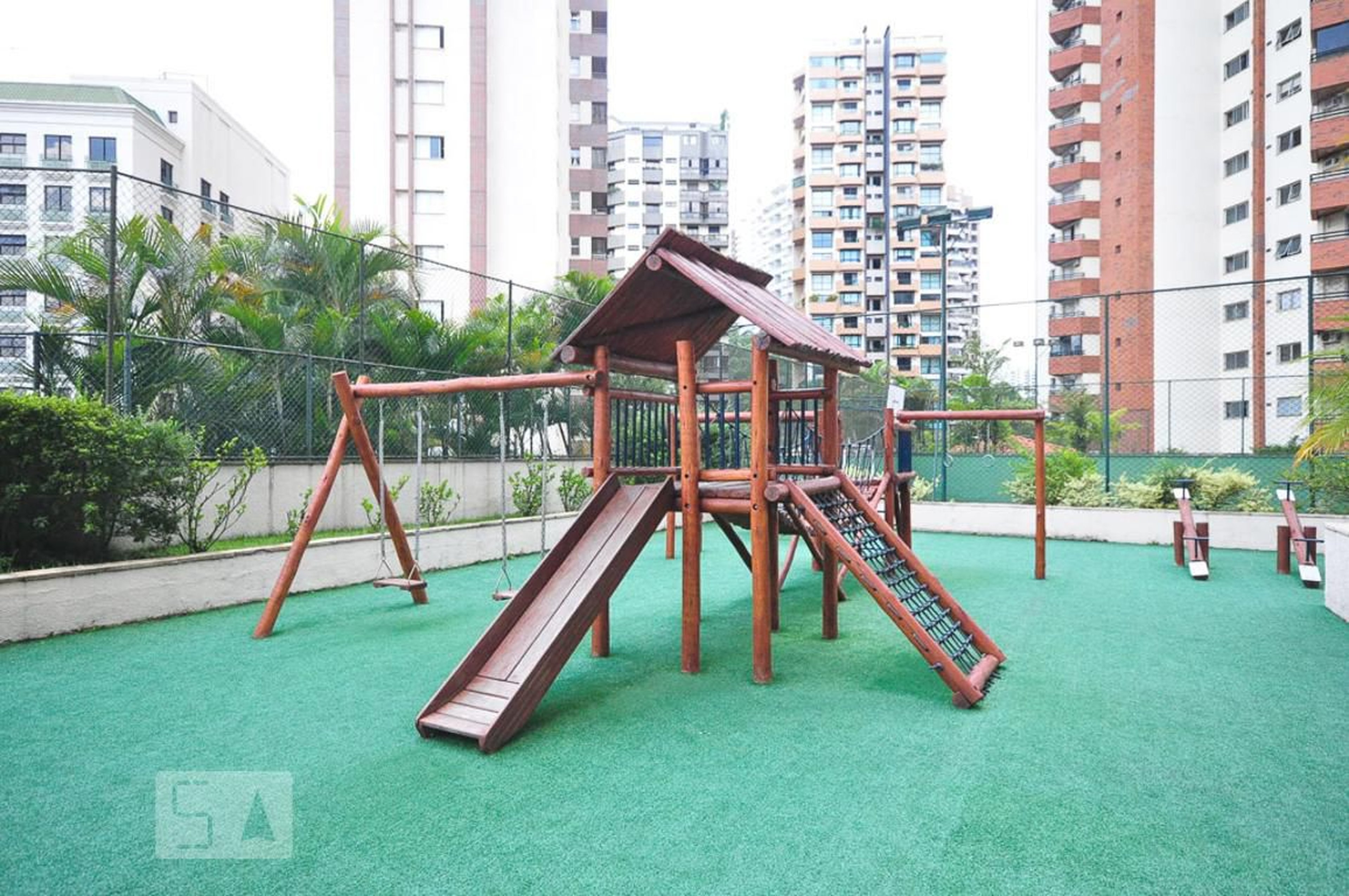 Playground - Edifício Sunset Hill