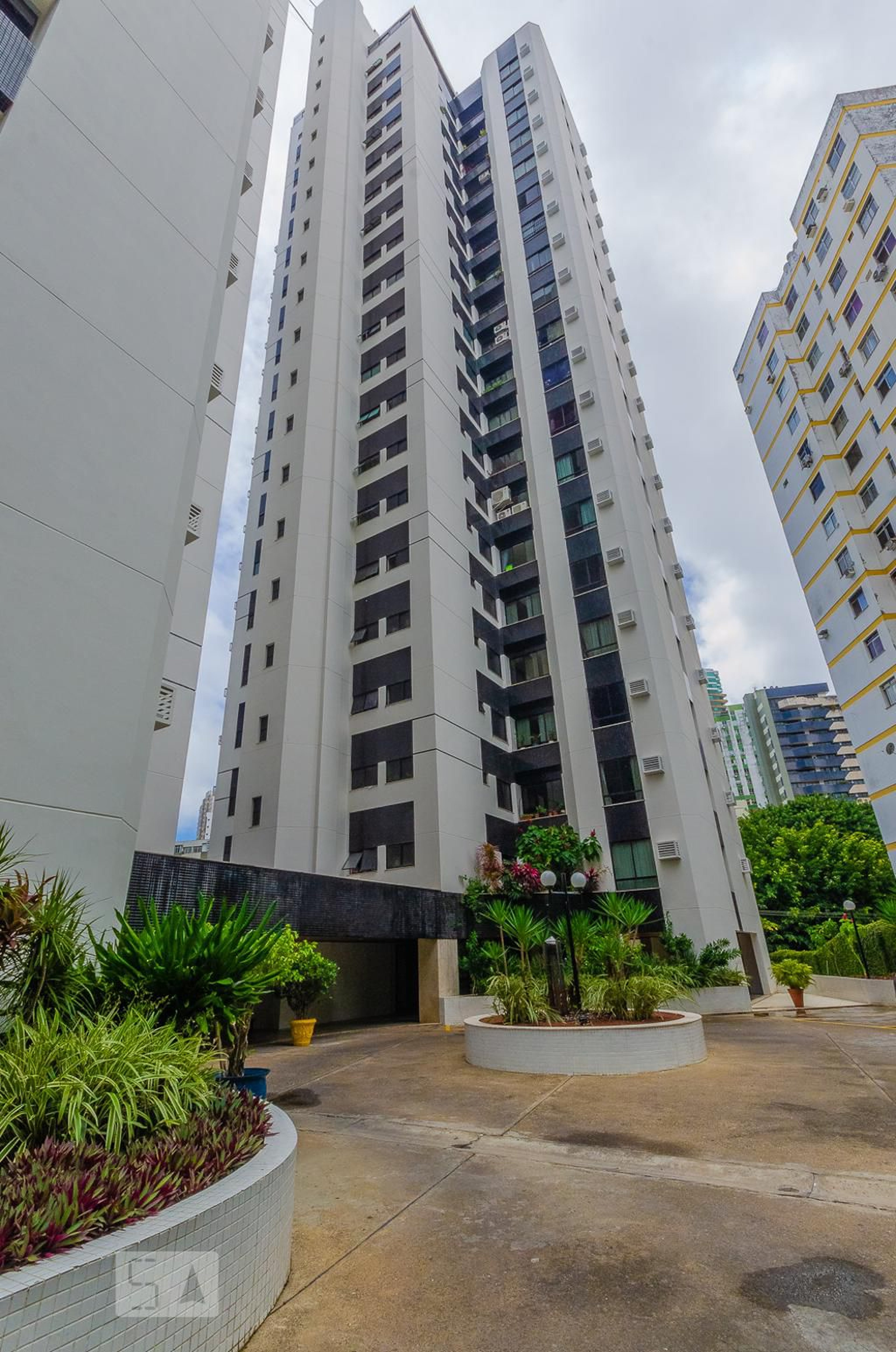 Fachada do Condomínio Condomínio Maison Green Park