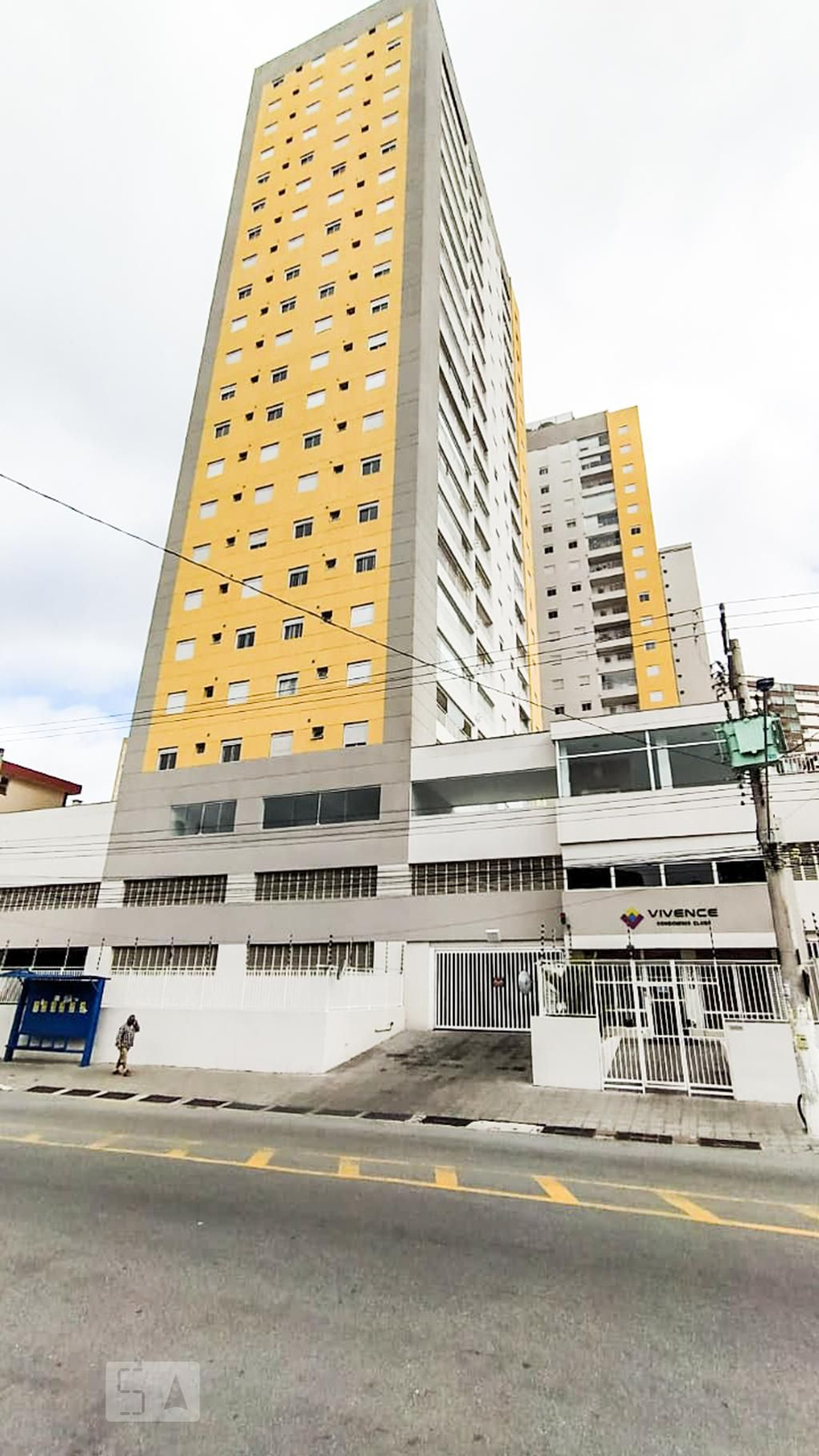 Fachada do Condomínio Condomínio em Avenida Alda, 848