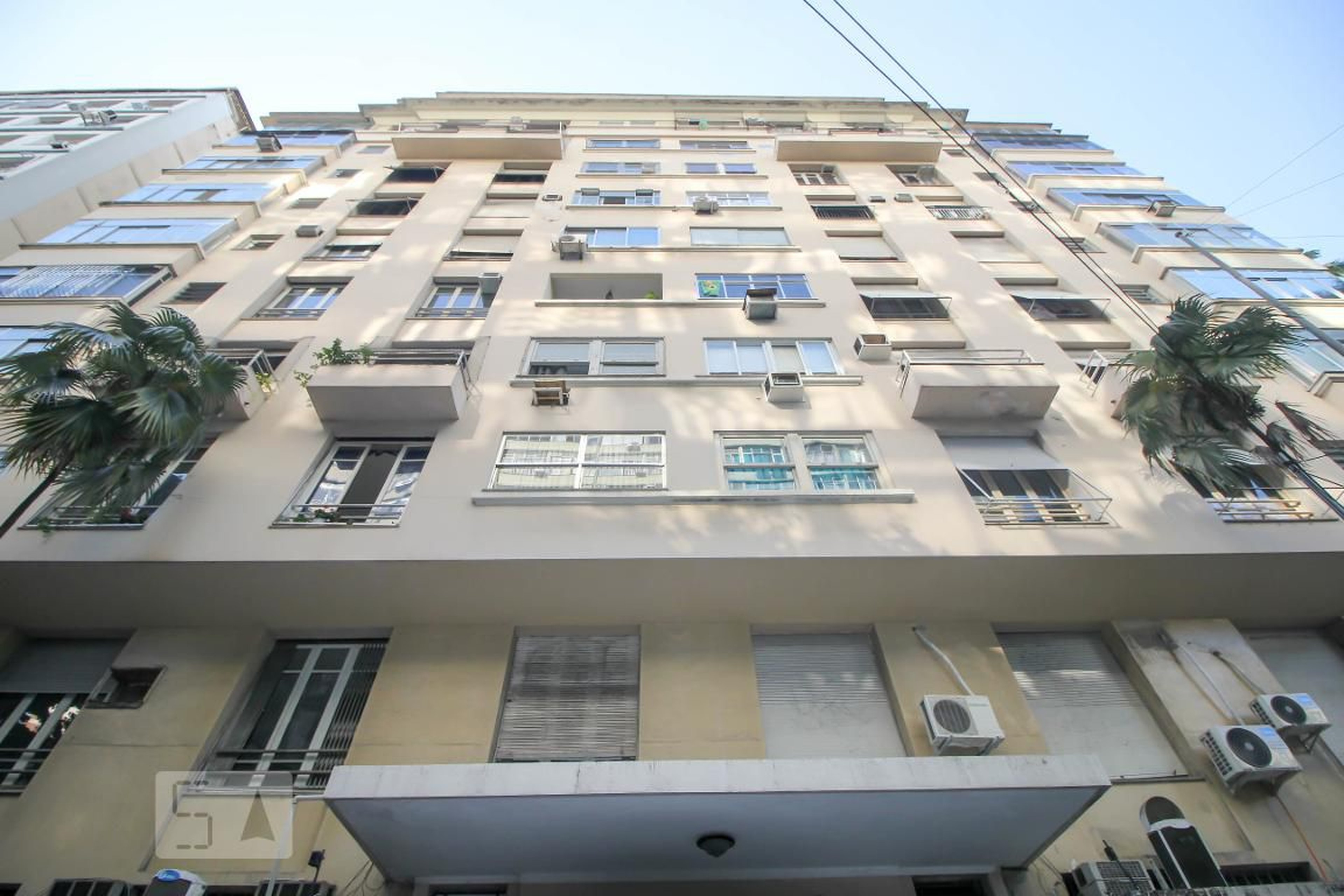 Fachada do Prédio Condomínio em Rua Bento Lisboa, 175