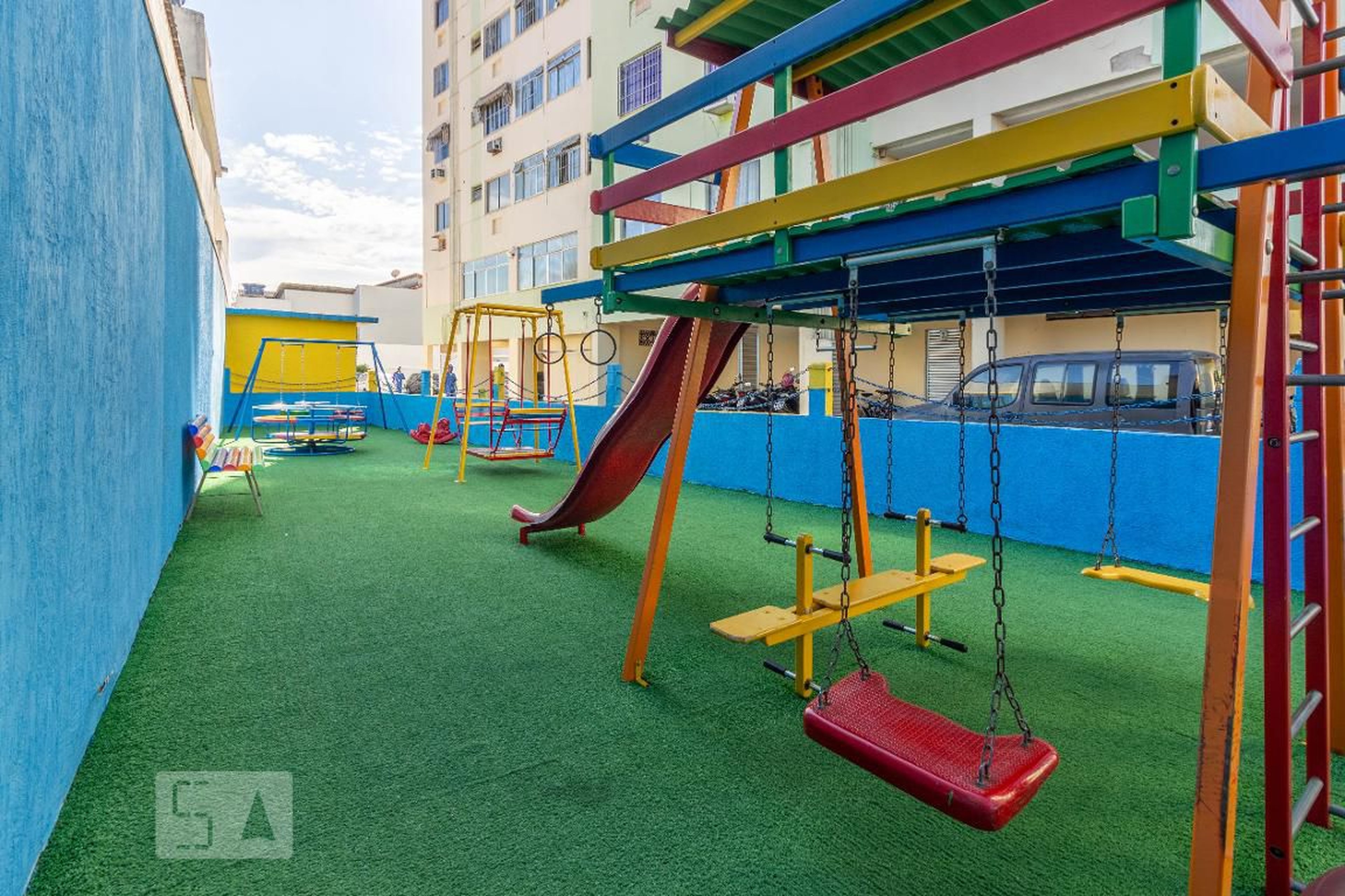 Playground - Conjunto Residencial Demoisele