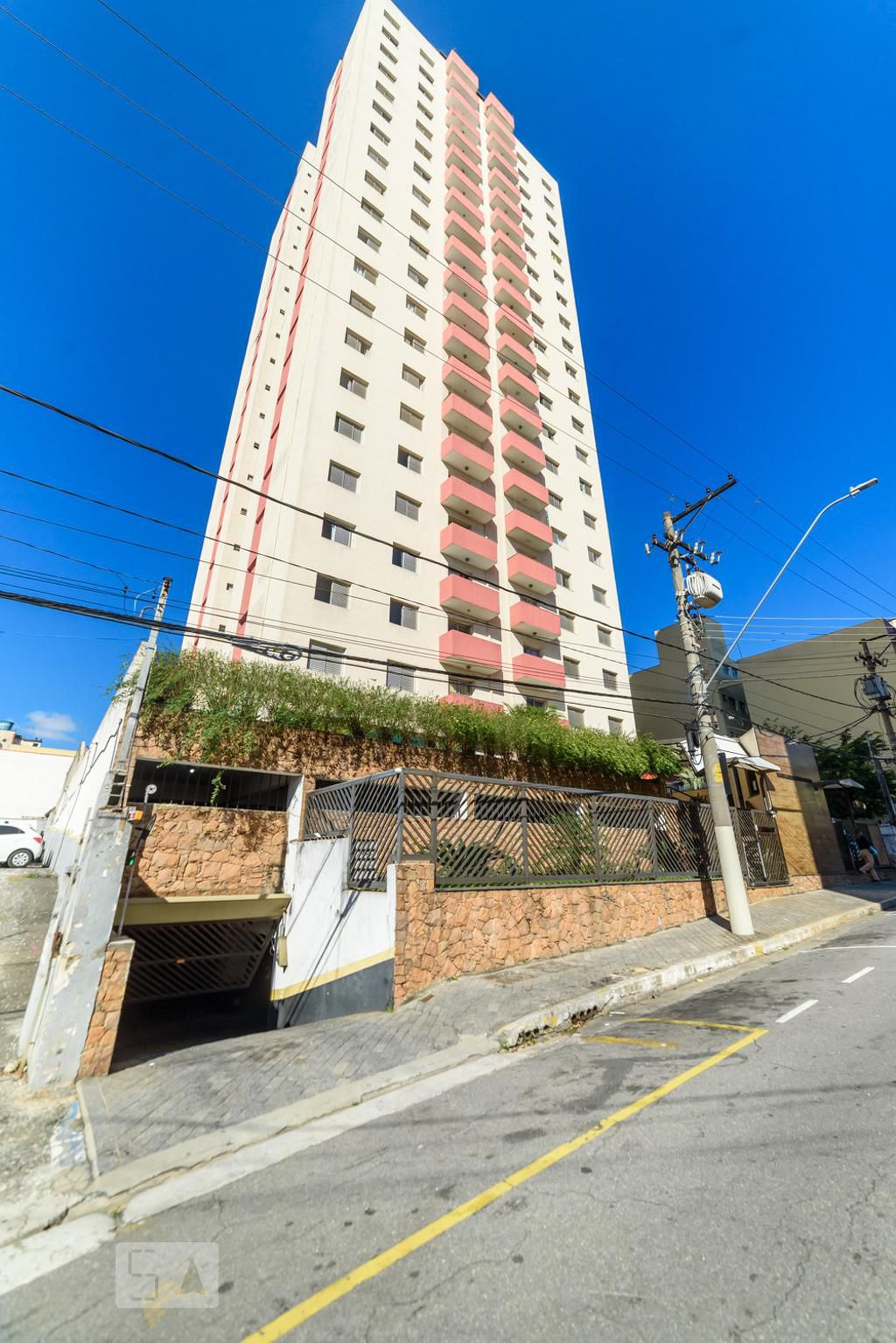 Fachada do Condomínio Condomínio Maria Antonieta Peppe