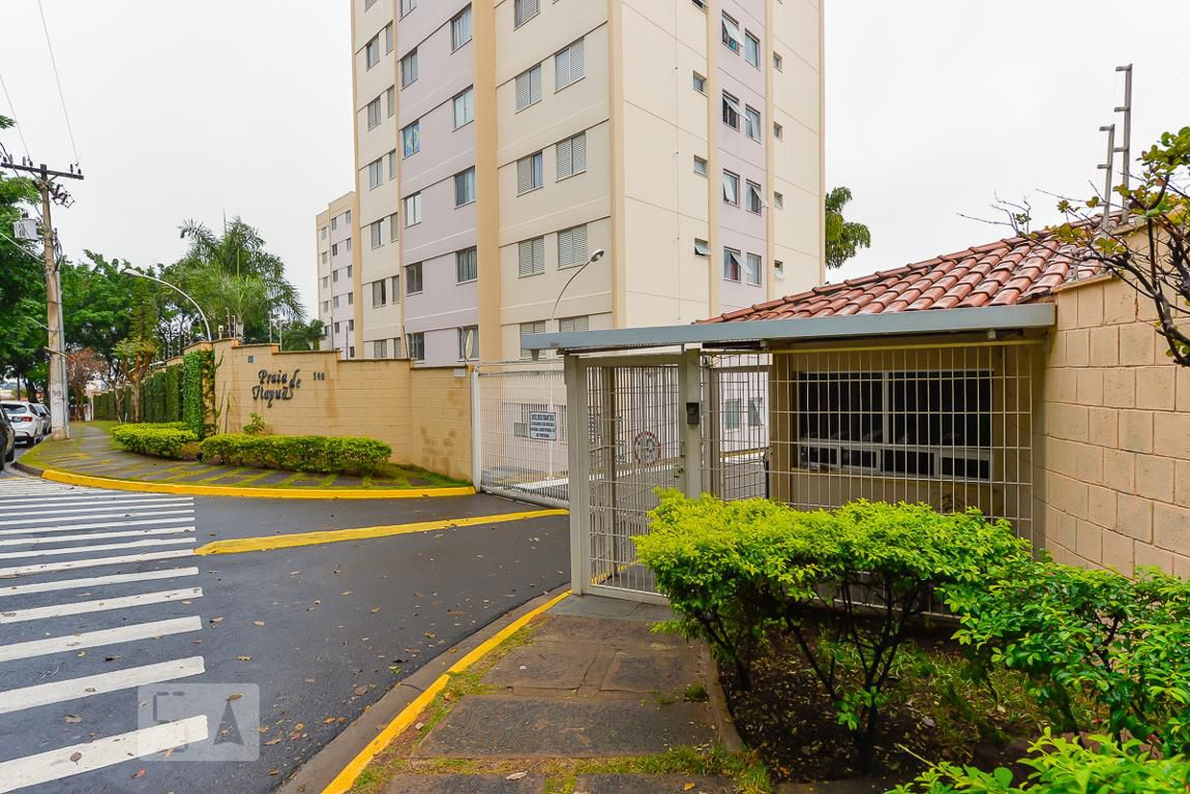 Fachada Condomínio em Rua Colônia de Minas, 23