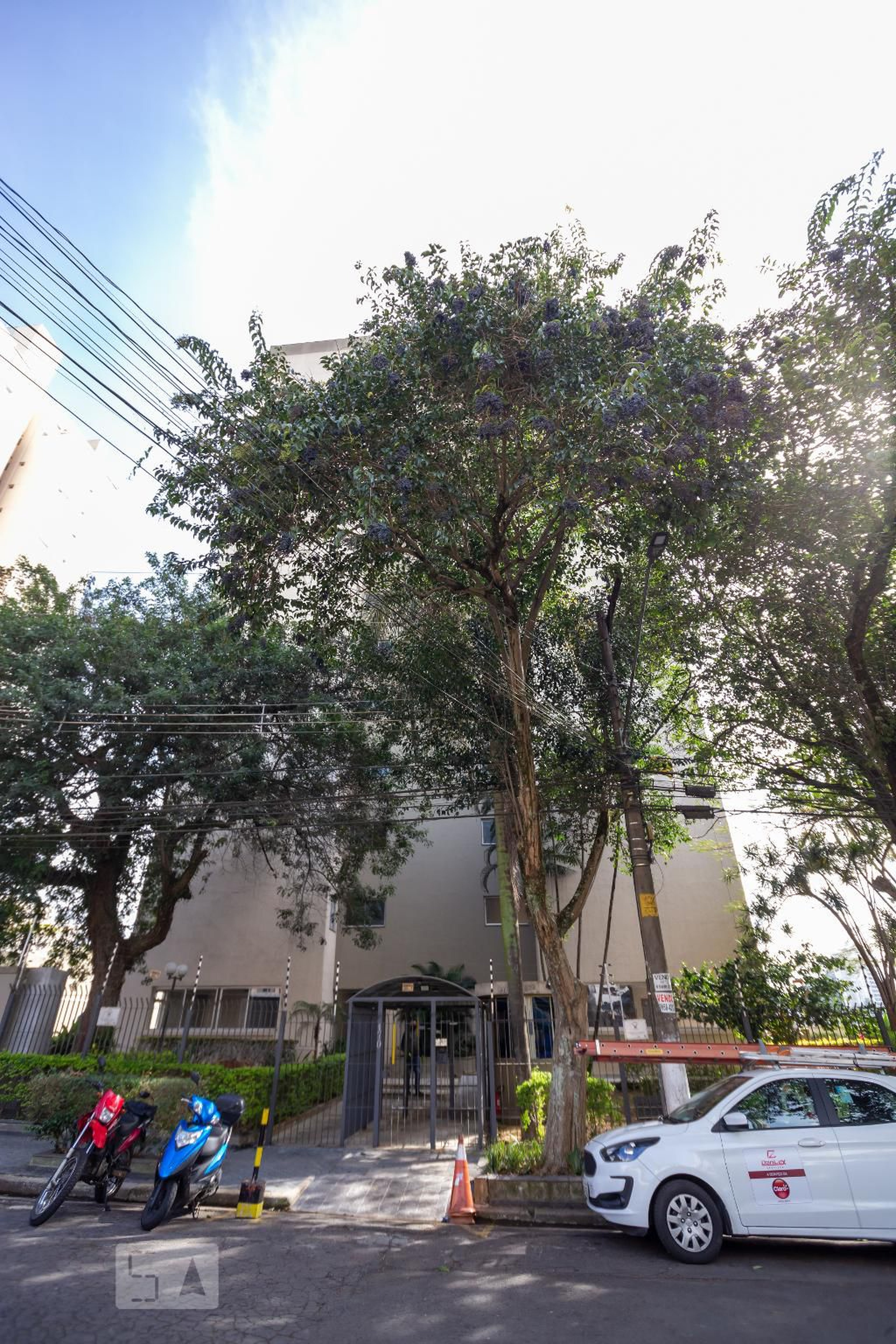 Fachada Condomínio Flamboyants