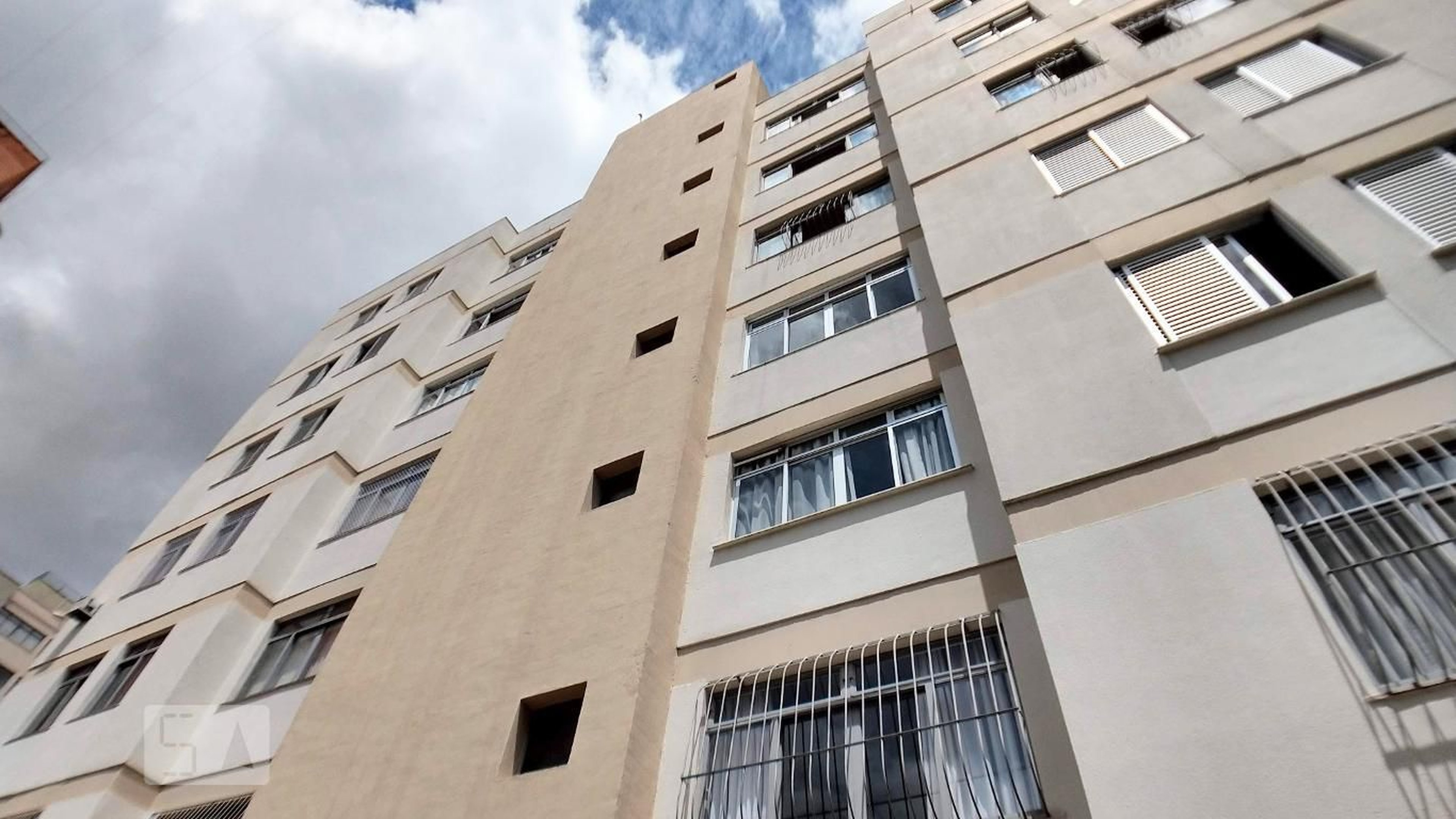 Fachada Condomínio em Rua Contria, 1278